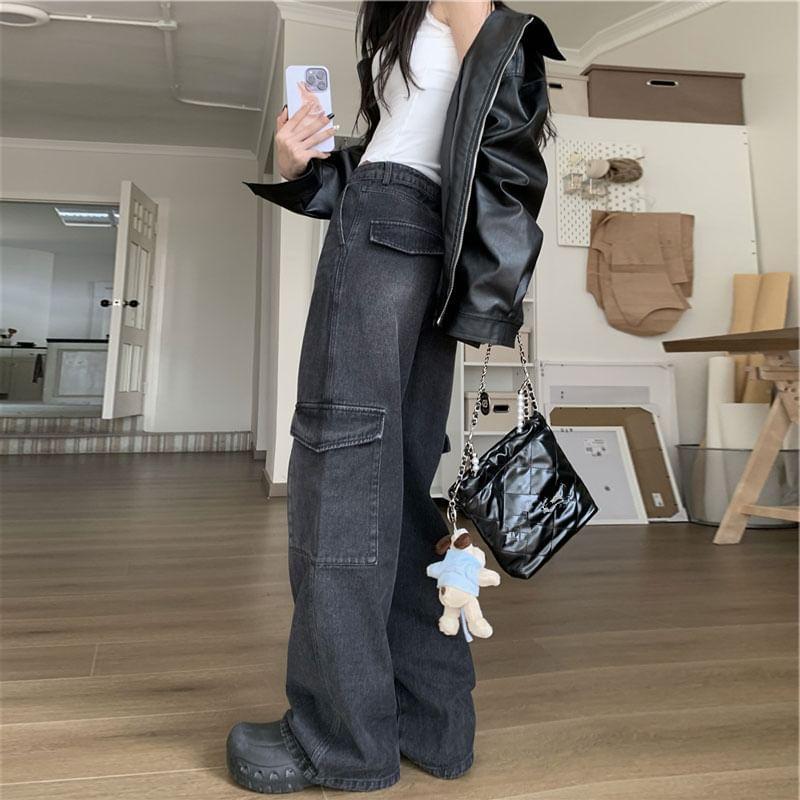 Mid Waist Washed Pocket Detail Wide Leg Jeans Product Image