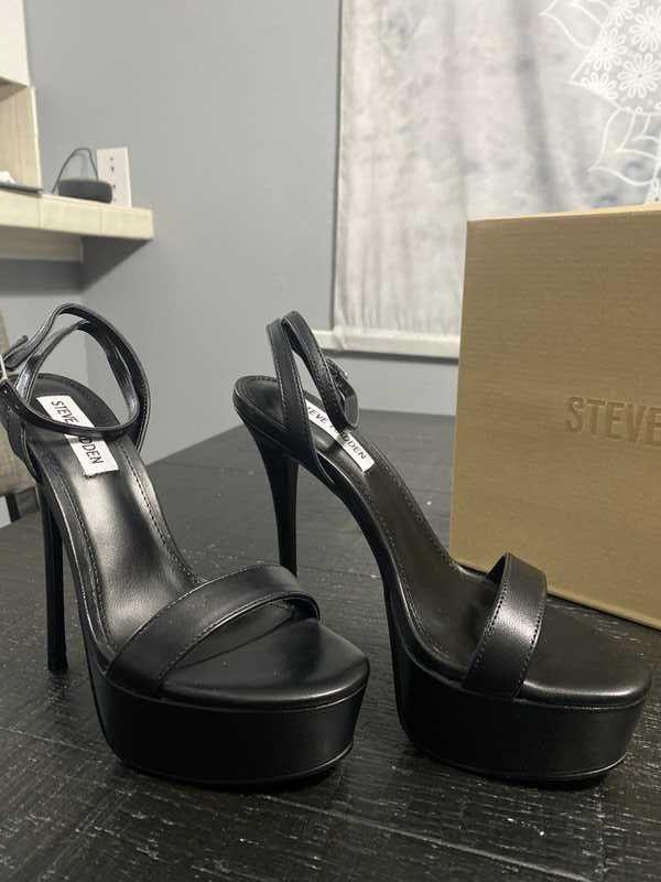 JUSTIFY BLACK LEATHER - SM REBOOTED Female Product Image