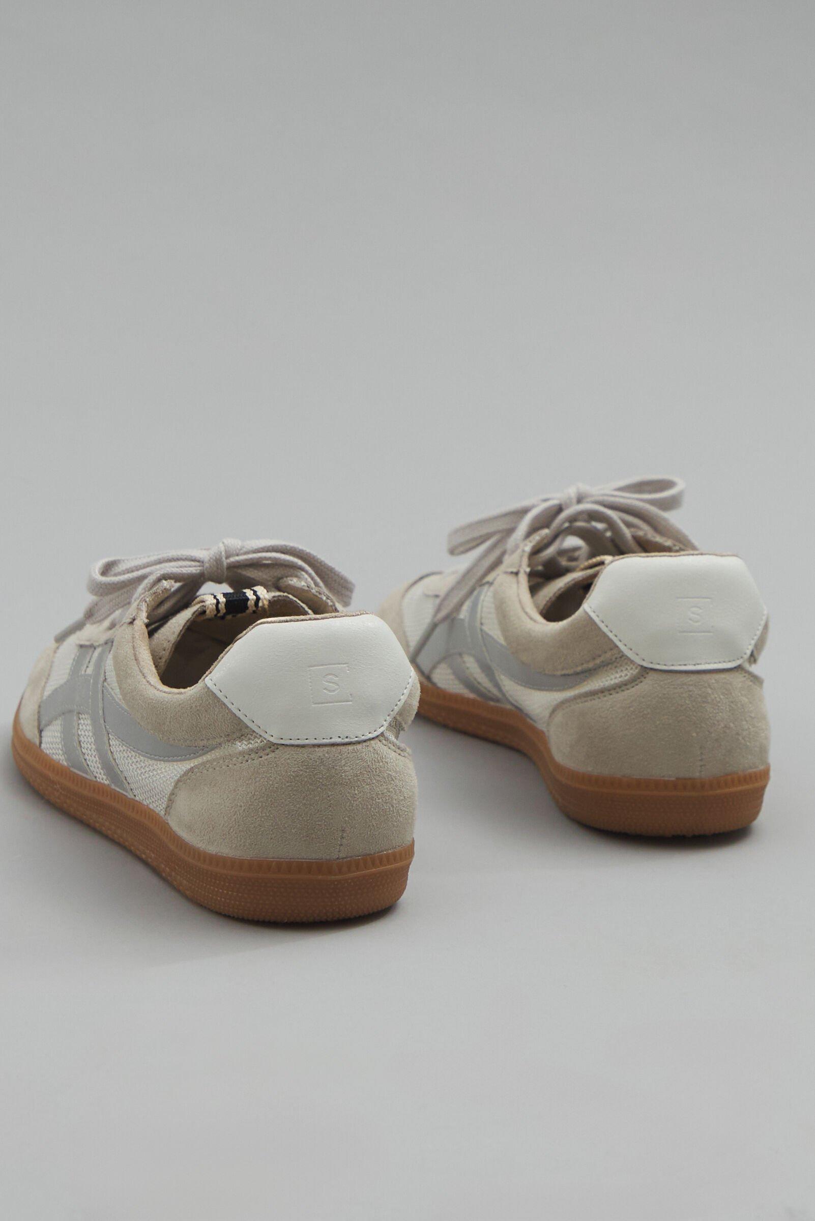 Sasha Sneakers Product Image