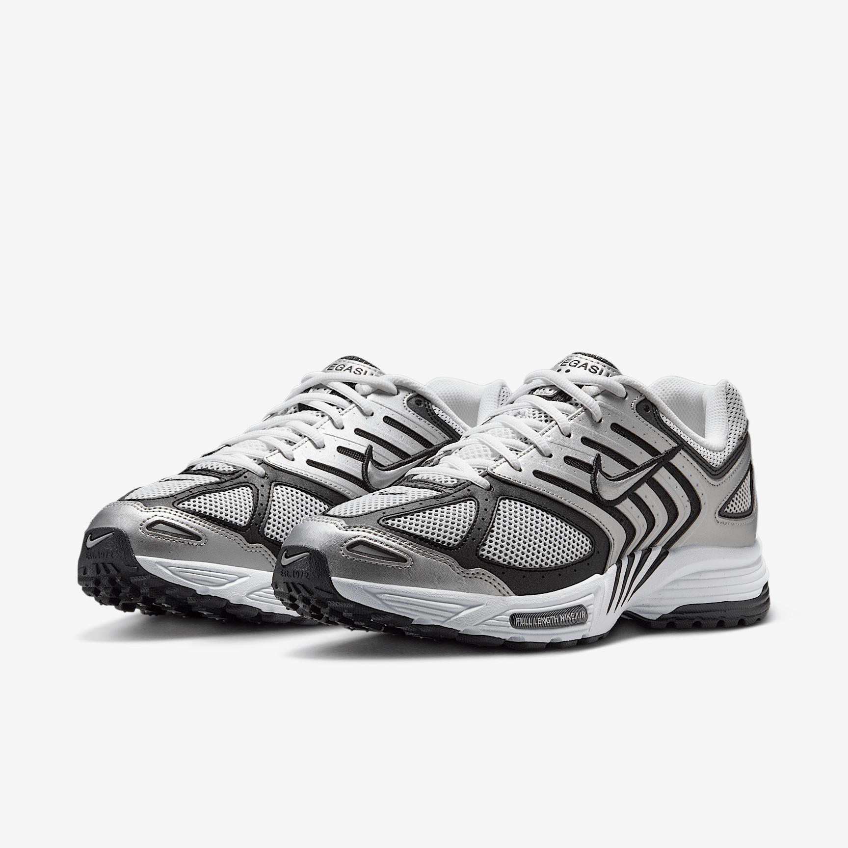 Nike Mens Air Pegasus 2005 Casual Shoes Product Image