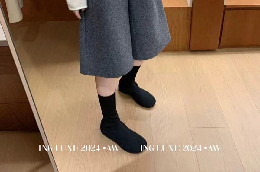 High Waist Bermuda Dress Shorts Product Image