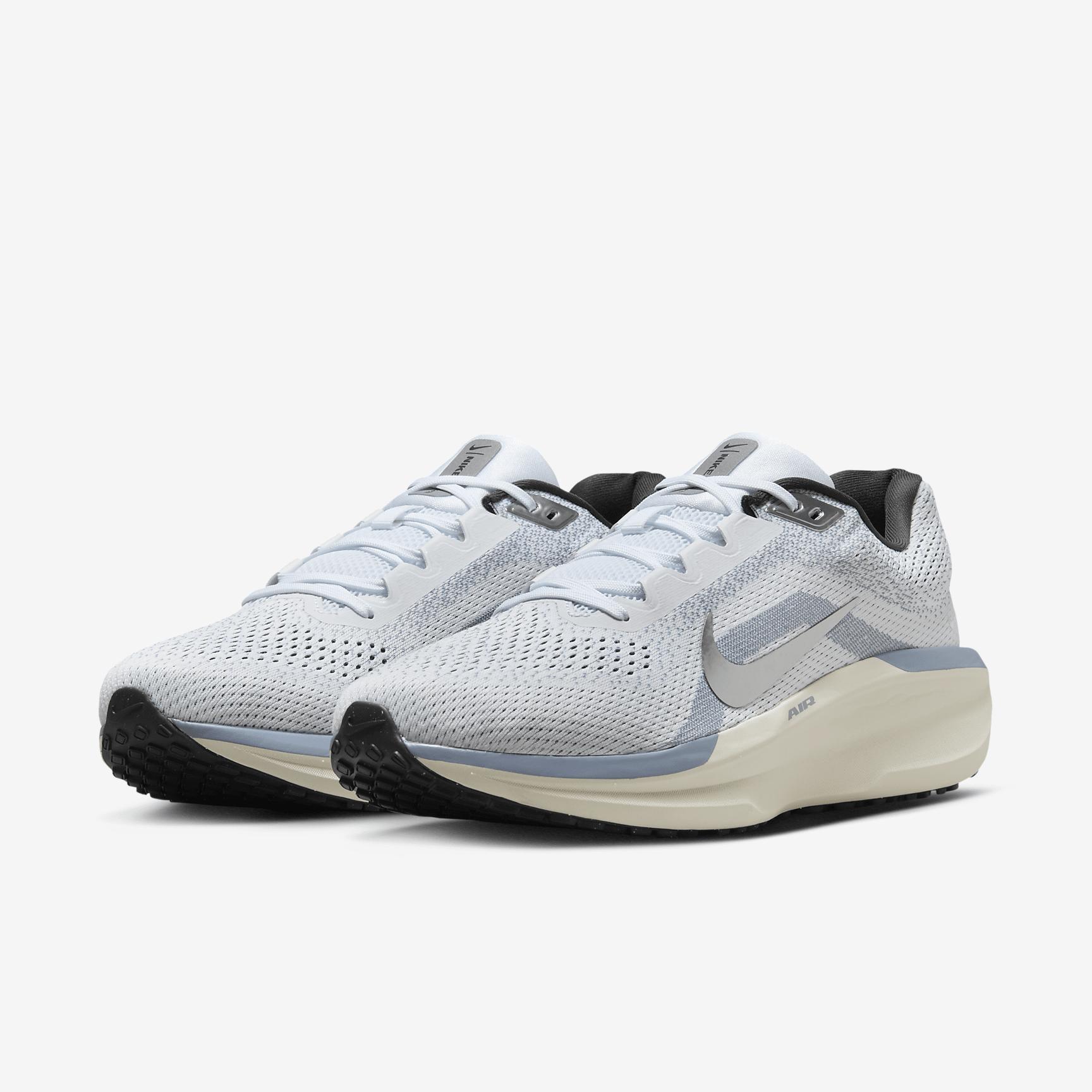 Nike Winflo 11 Men's Road Running Shoes Product Image