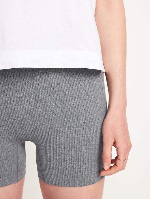 Extra High-Waisted Seamless Ribbed Biker Shorts -- 4-inch inseam Product Image