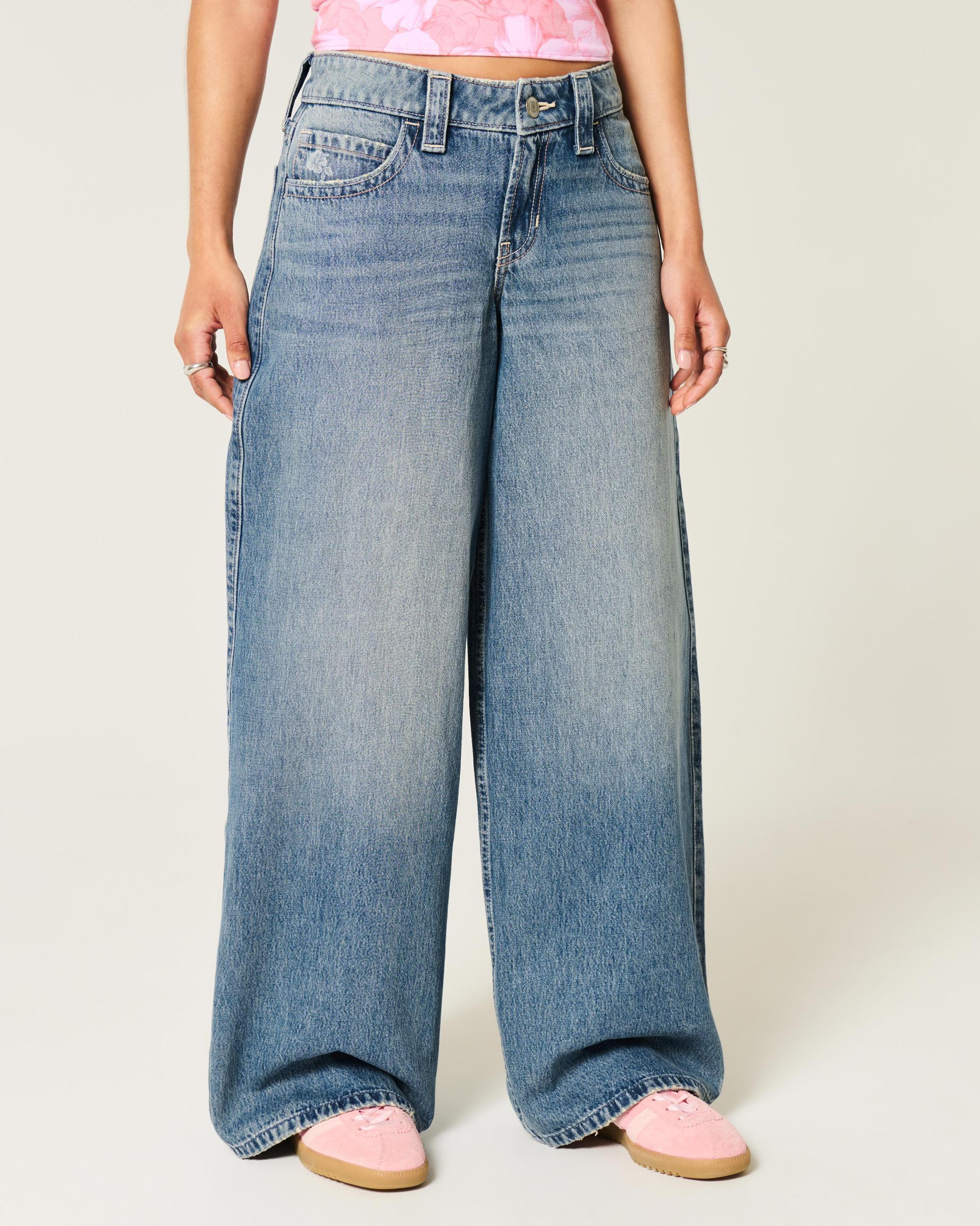 Low-Rise Medium Wash Floral Print Super Baggy Jeans Product Image
