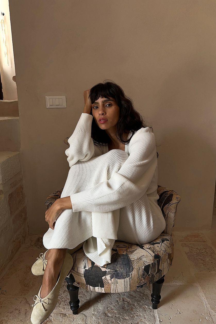Knitted Scoop Neck Puff Sleeve Dress Product Image