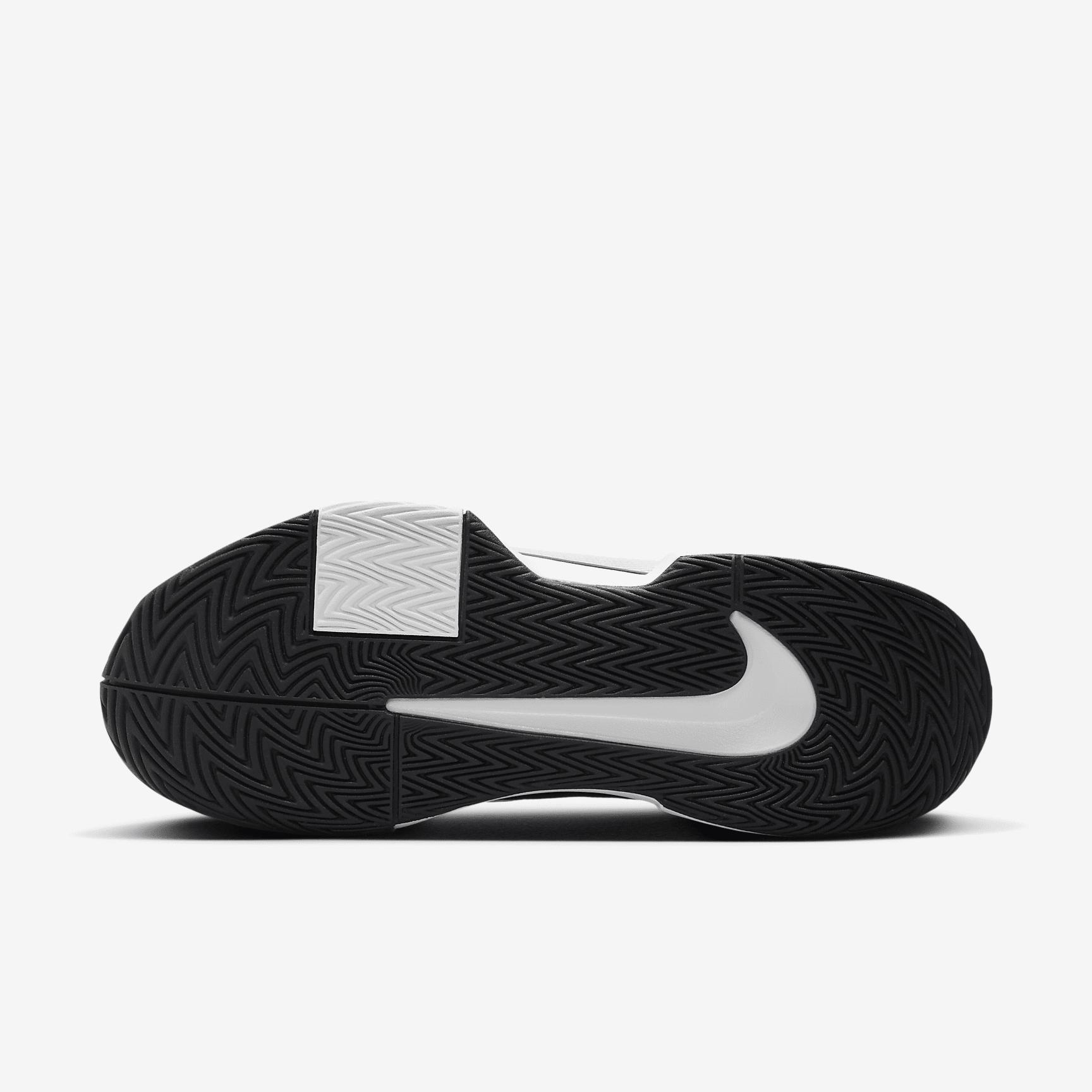 Nike Men's GP Challenge Pro Hard Court Tennis Shoes Product Image
