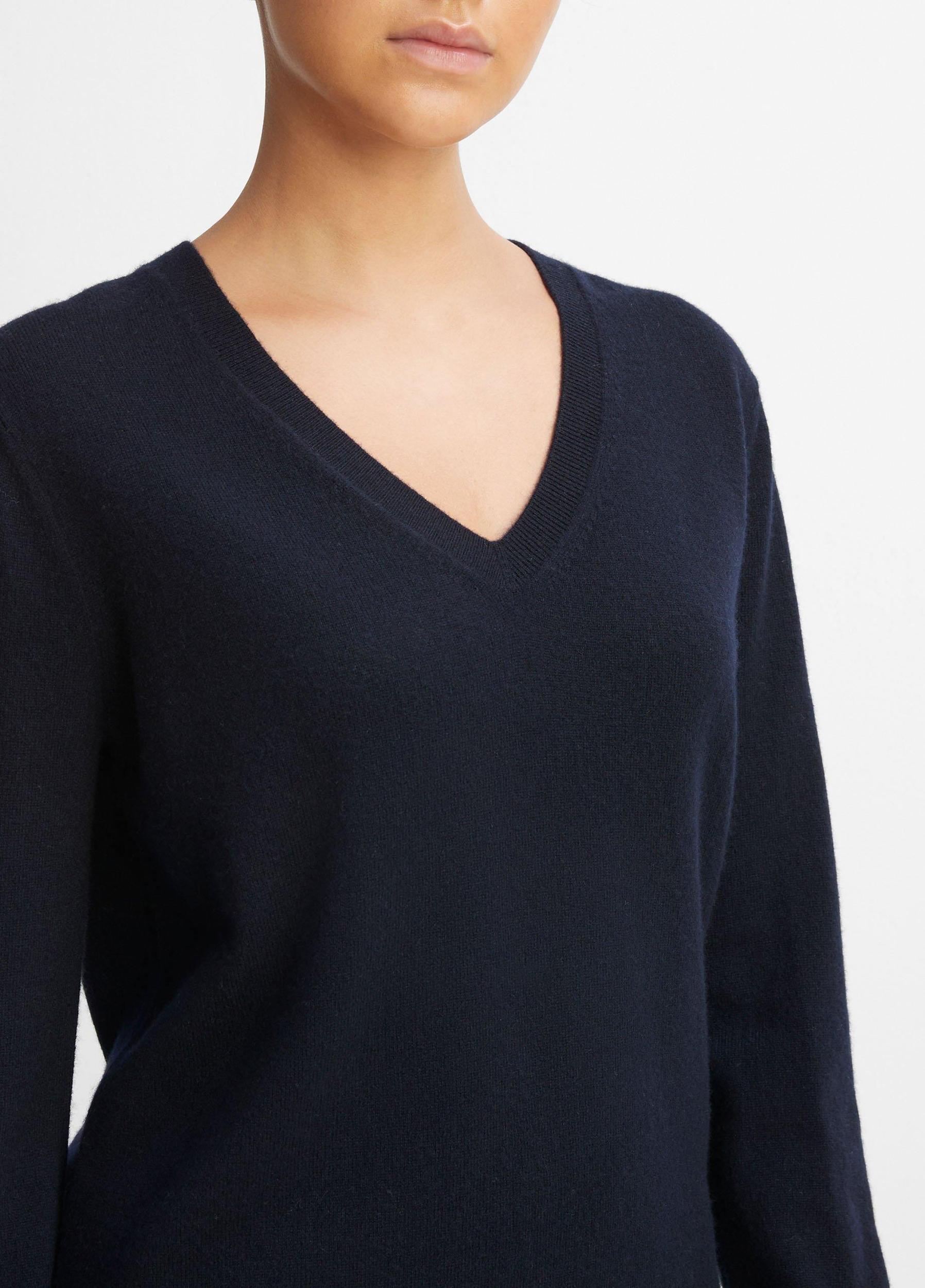 Womens Cashmere Weekend V-Neck Sweater, Camel, Size M Vince Product Image