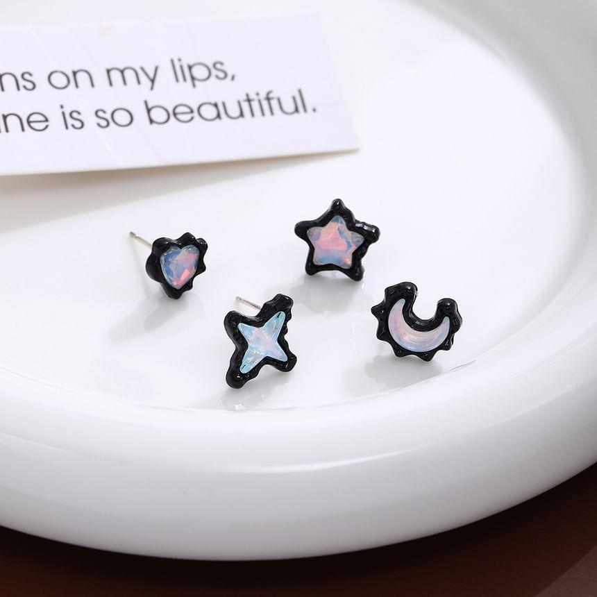 Set of 4: Heart / Star / Moon Stud Earring Product Image
