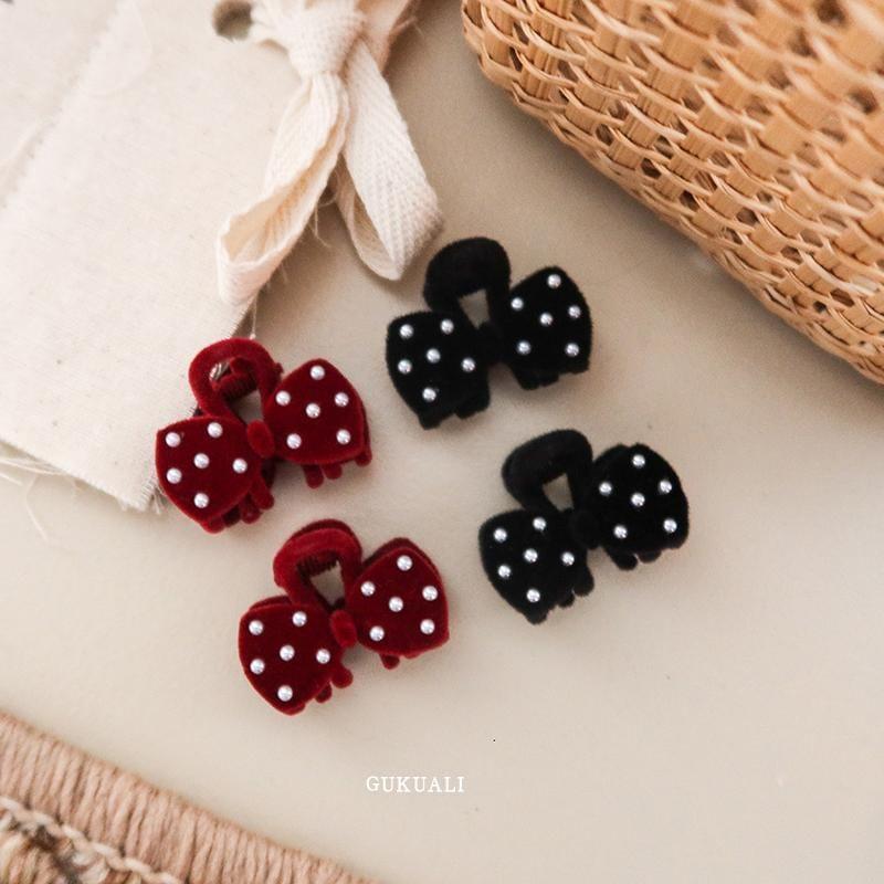 Dotted Hair Claw Set Product Image