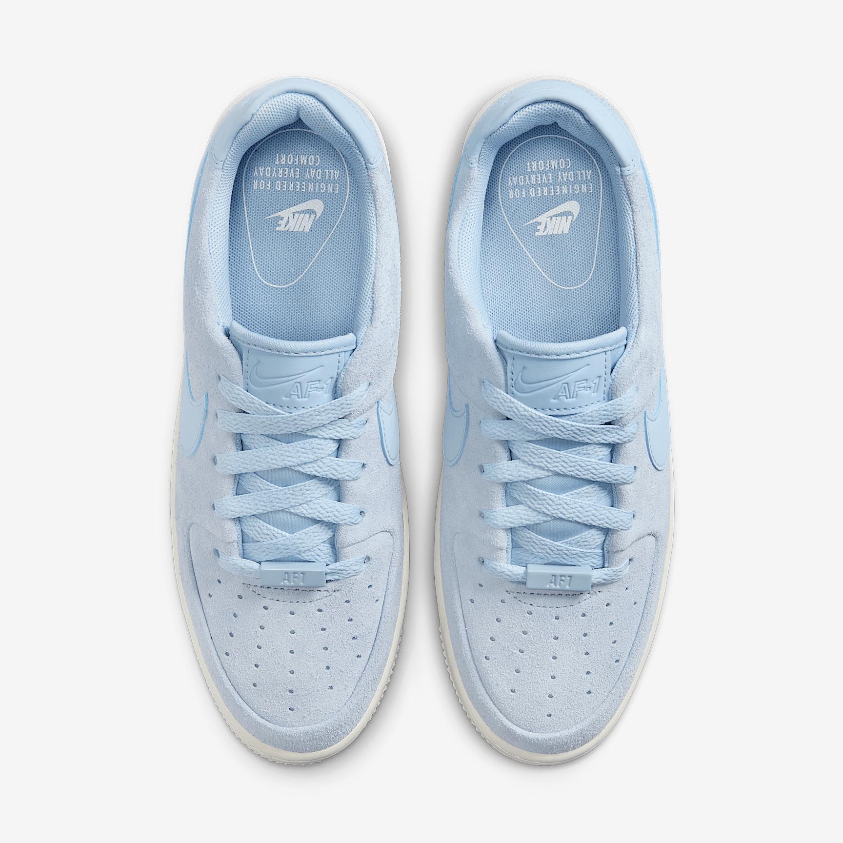 Nike Air Force 1 Sage Low Women's Shoes Product Image