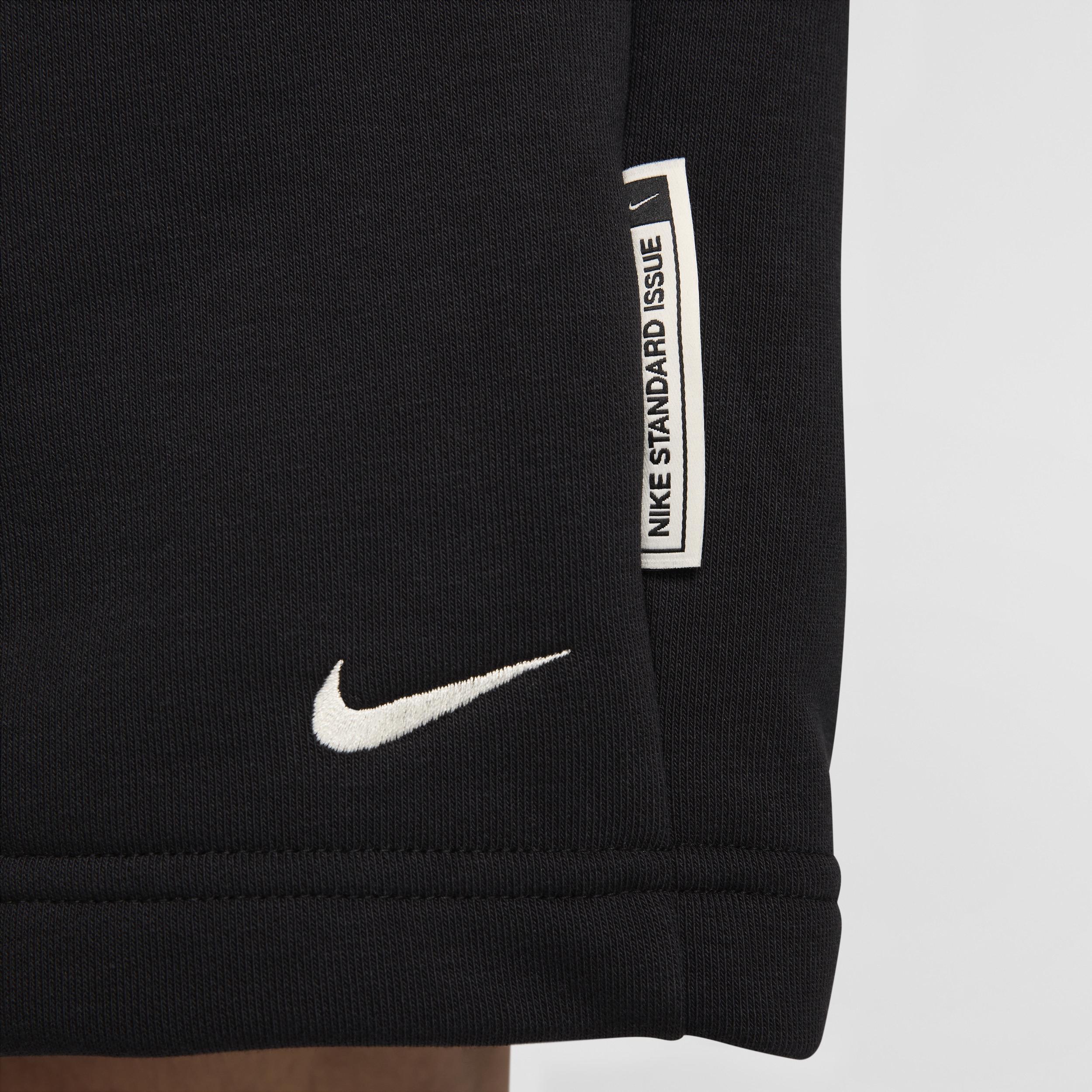 Nike Men's Standard Issue 8" Dri-FIT Fleece Basketball Shorts Product Image