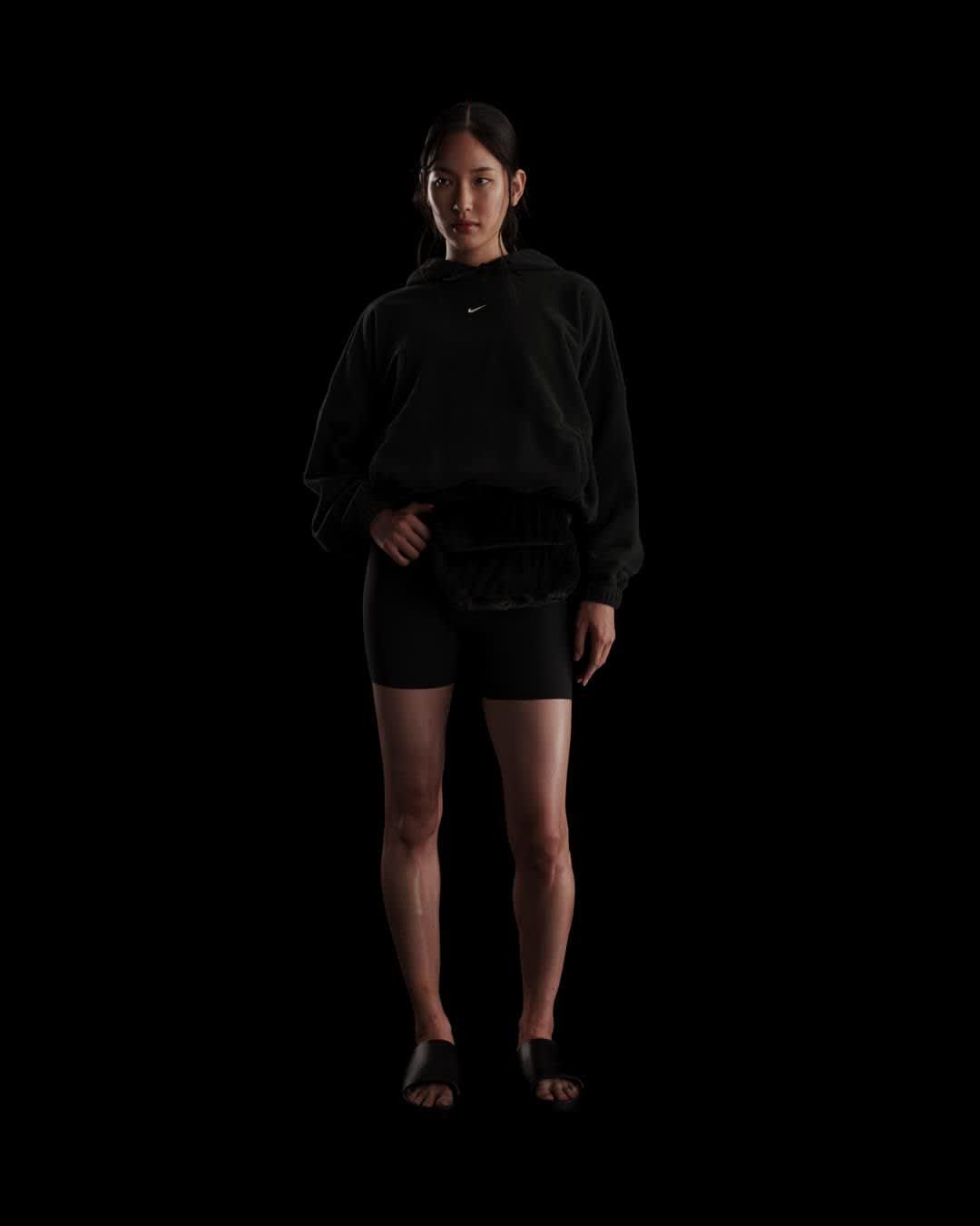 Nike One Women's Oversized Therma-FIT Pullover Fleece Hoodie Product Image