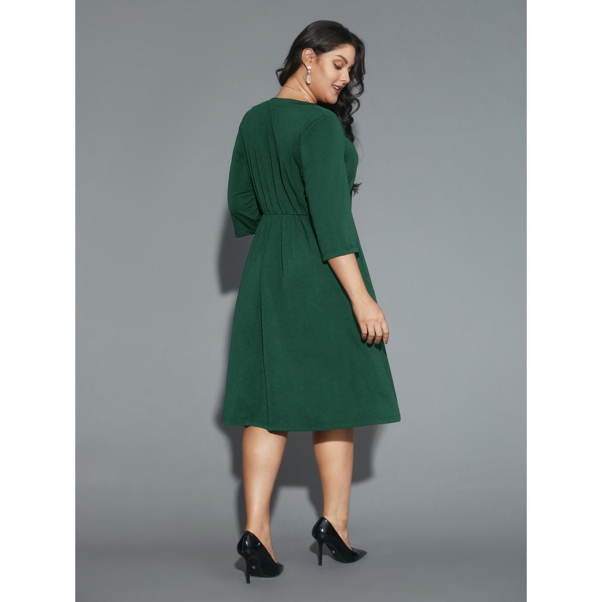 Plus Size Lace Heart Neckline Pocket Midi Dress DarkGreen Women Cocktail Texture Party Curvy Bloomchic 14-16/1X Product Image