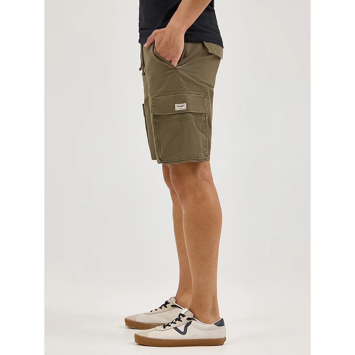 Men's Cargo Twill Short in Jungle Product Image