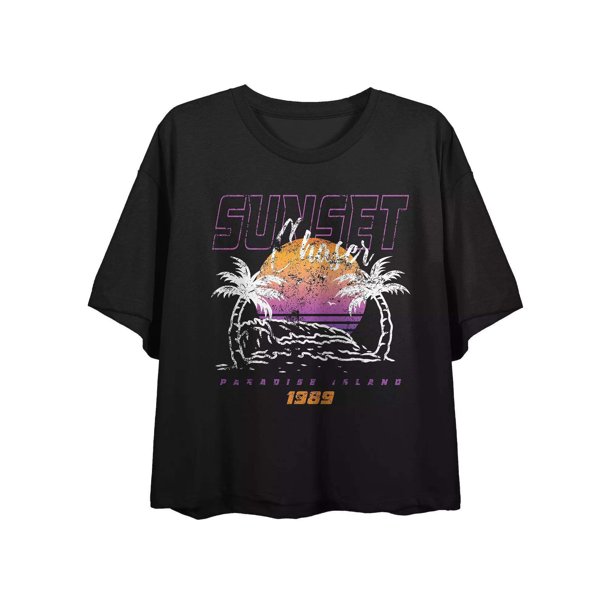 Juniors' Island Sunset Graphic Tee, Women's, Size: Medium, Black Product Image