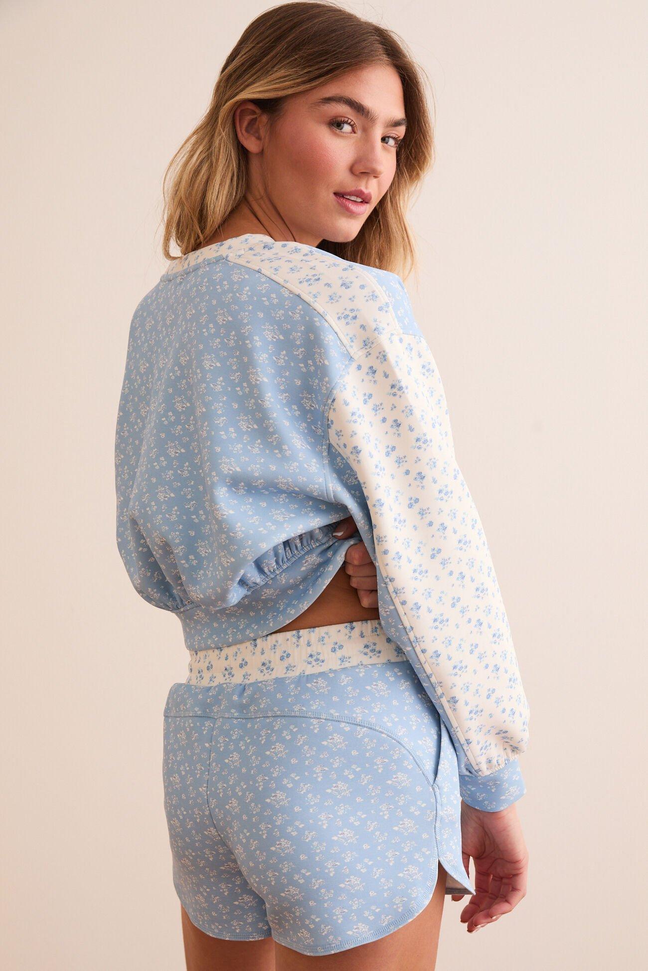 Supersoft Floral V-Neck Cropped Sweatshirt Product Image
