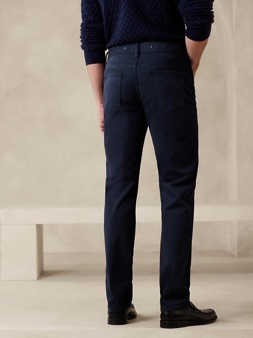 Slim Traveler Pant 2.0 Product Image