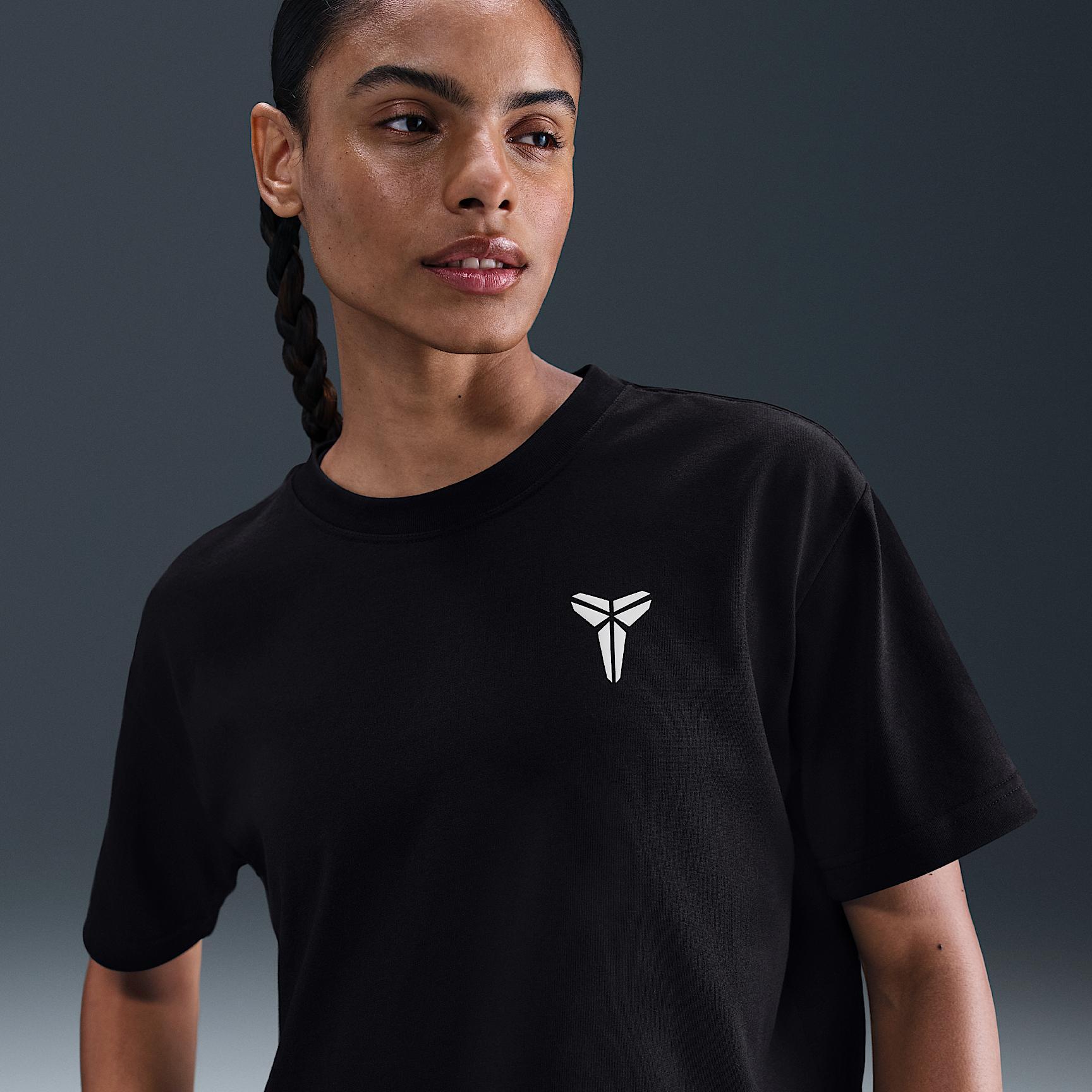 Kobe Women's Dri-FIT Cropped Basketball T-Shirt Product Image