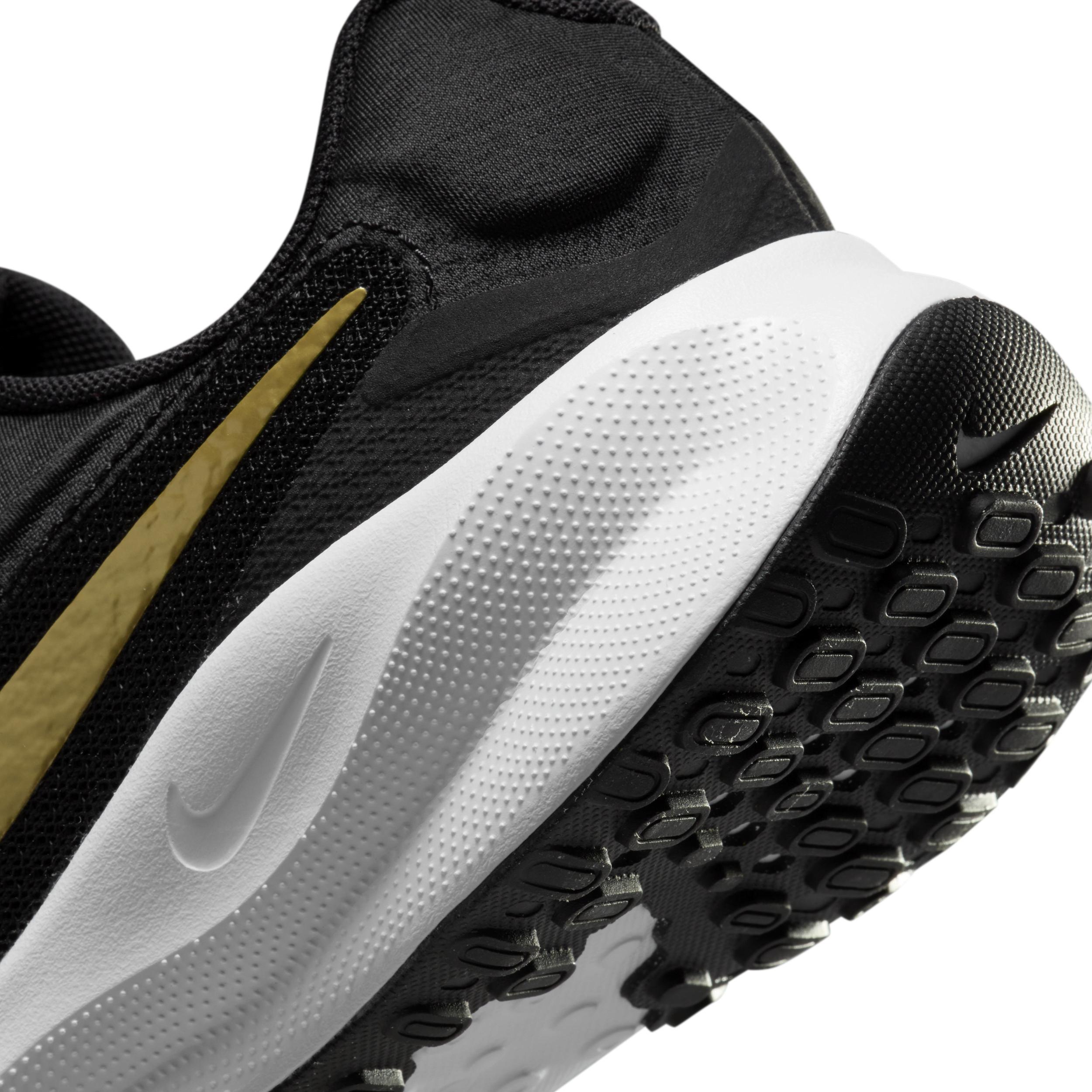Nike Revolution 7 EasyOn Men's Road Running Shoes Product Image
