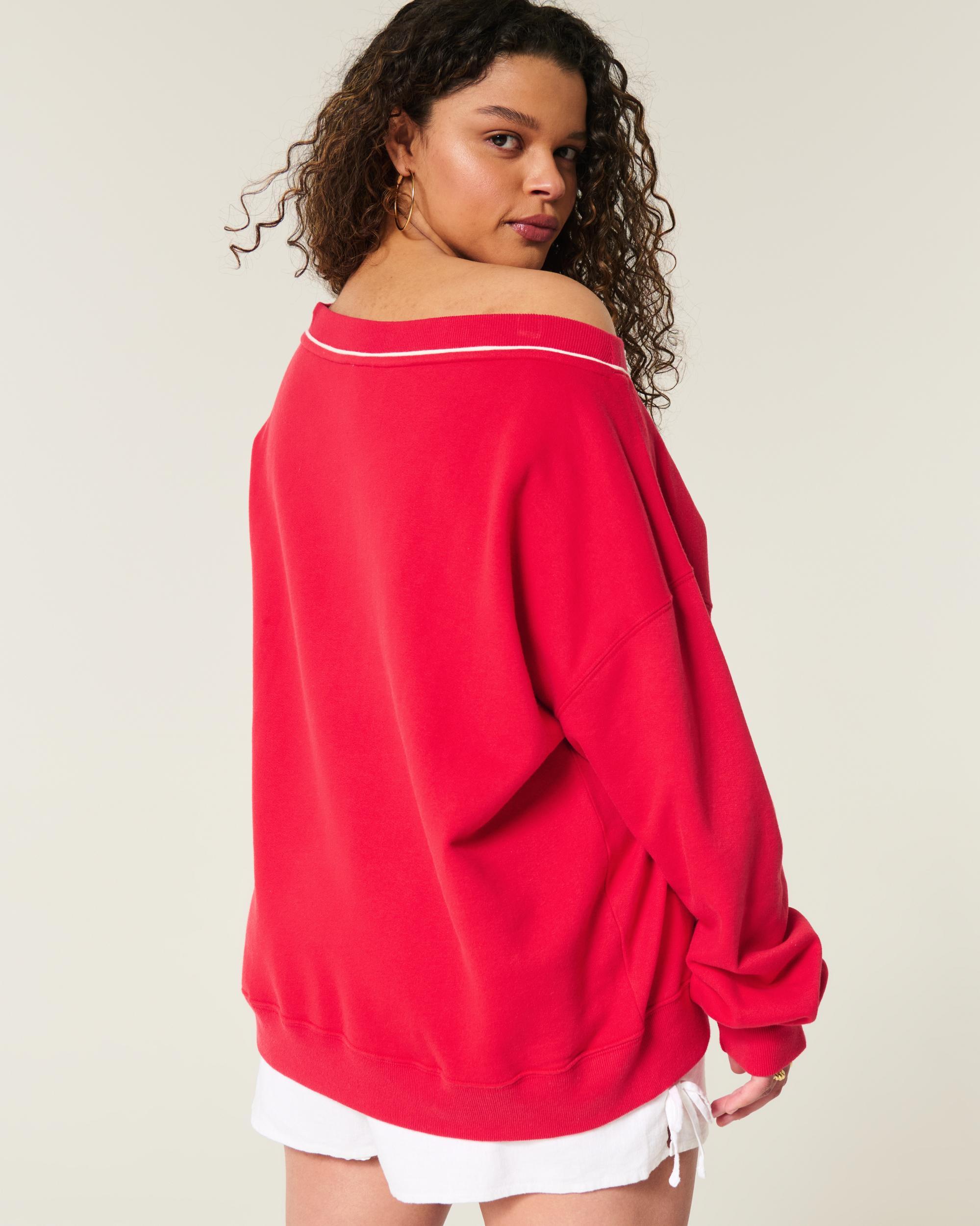 Oversized Go Team Graphic V-Neck Sweatshirt Product Image