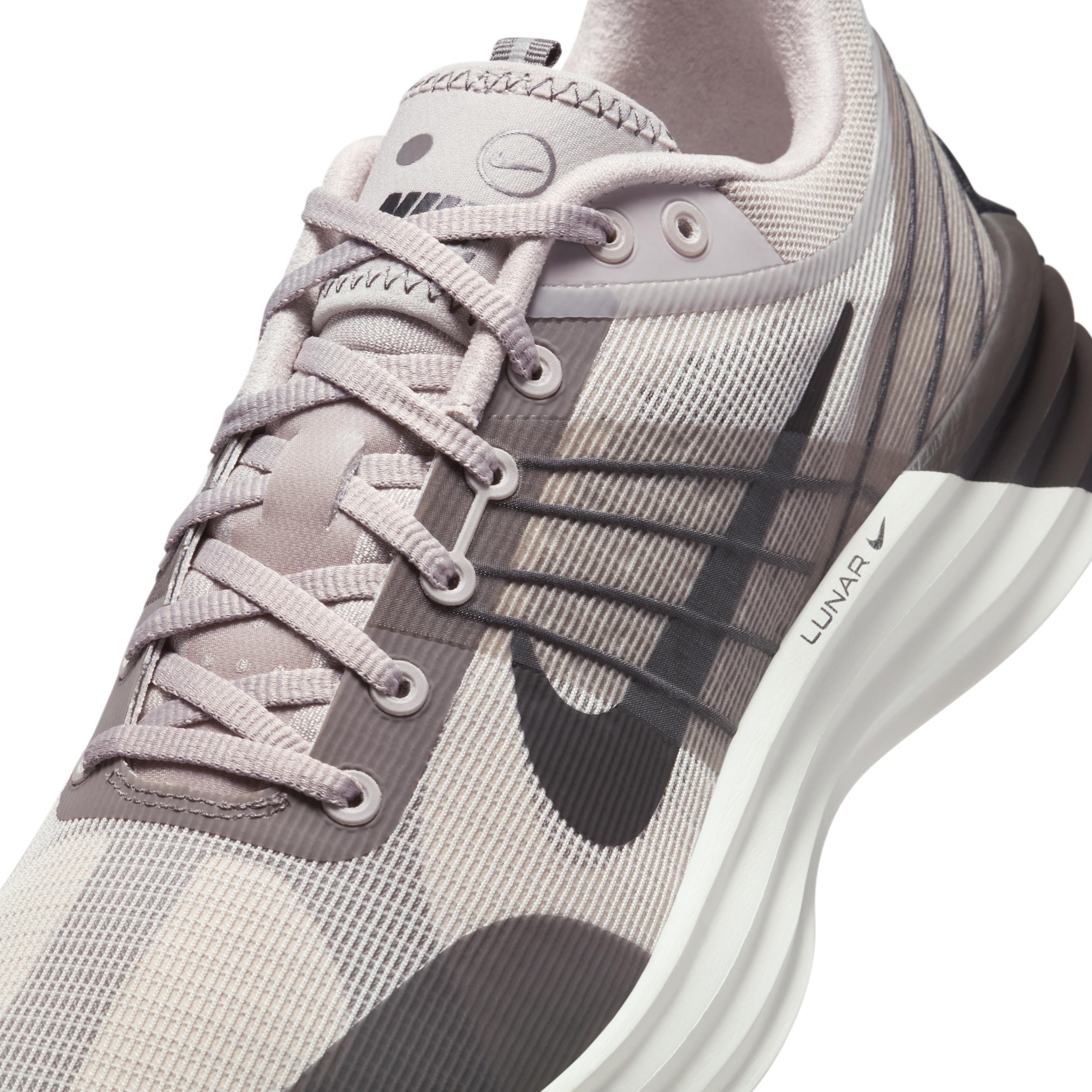 Nike Lunar Roam Men's Shoes Product Image