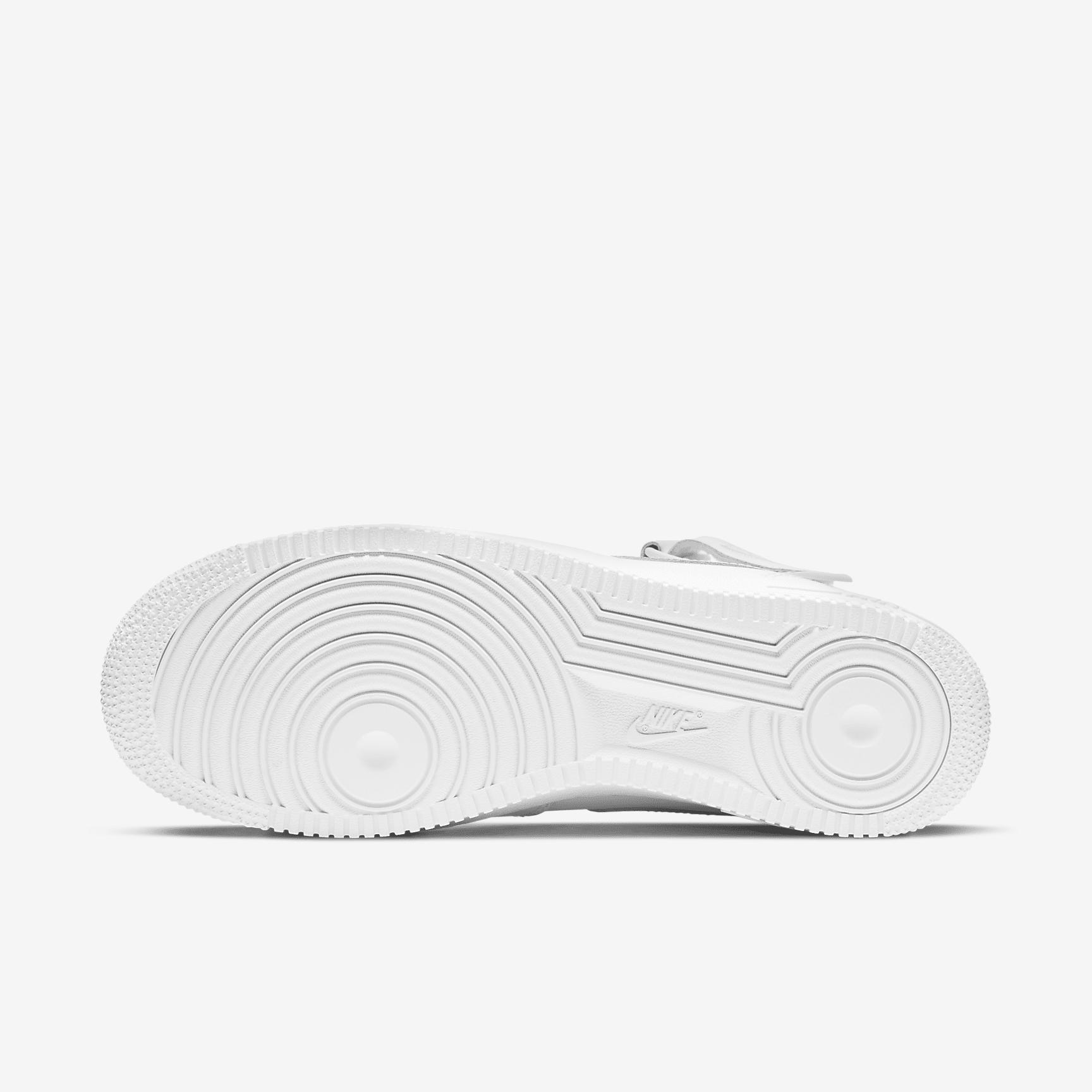 Nike Men's Air Force 1 Mid '0 Shoes Product Image