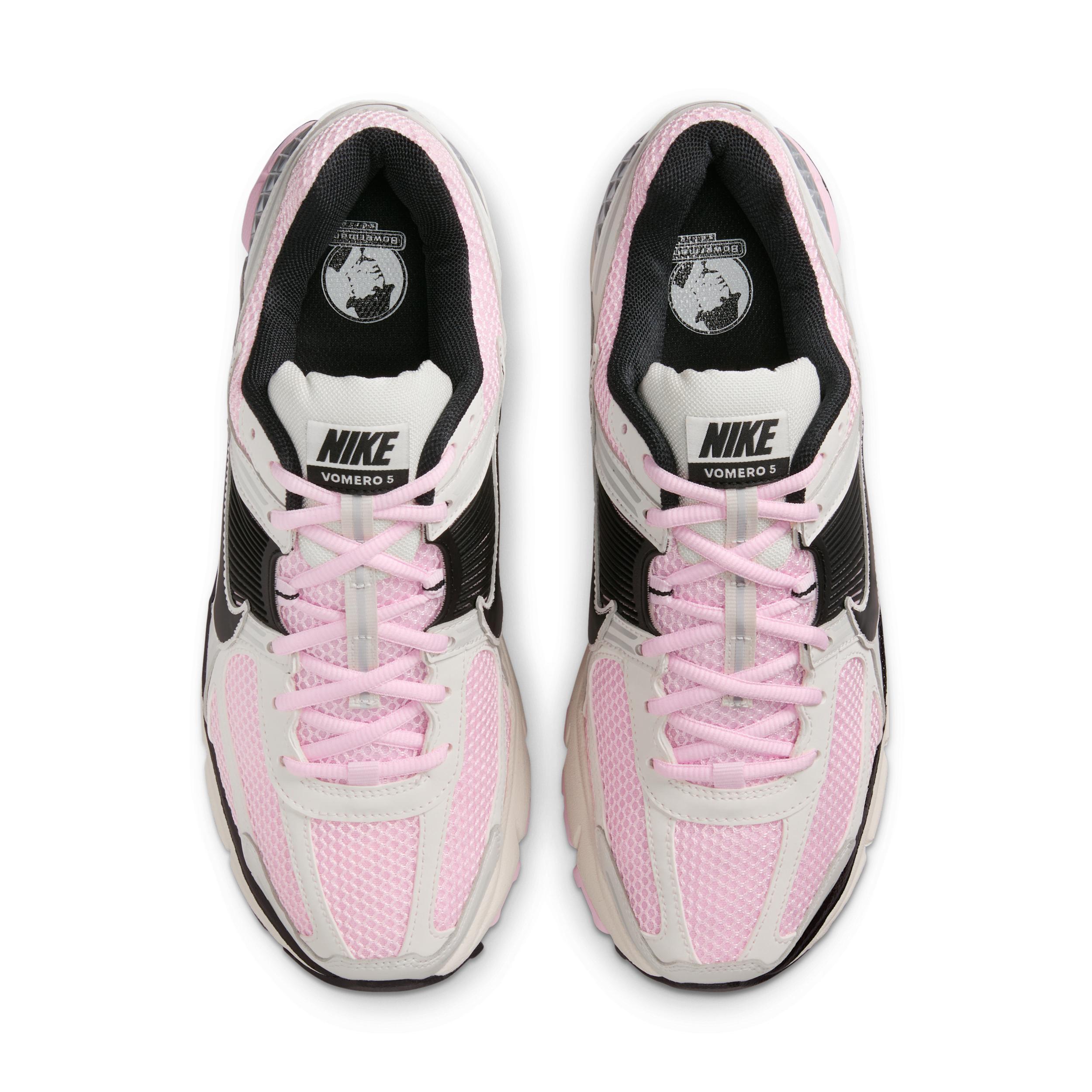 Nike Men's Zoom Vomero 5 Shoes Product Image