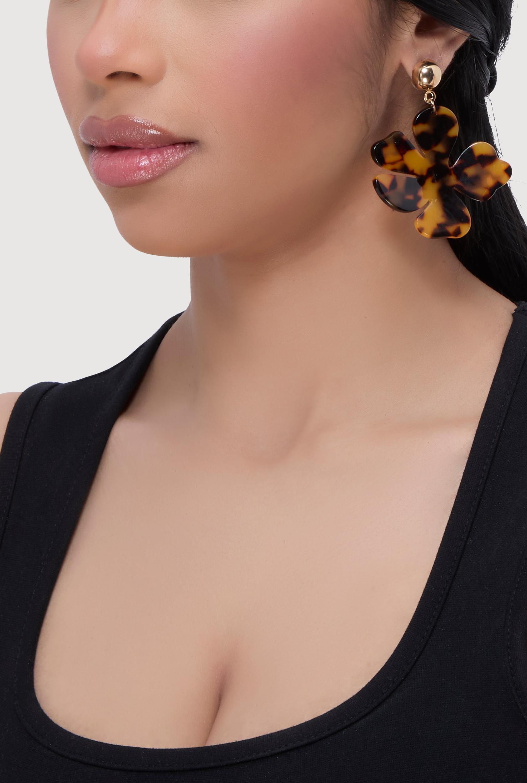 Resin Flower Drop Earrings Female Product Image