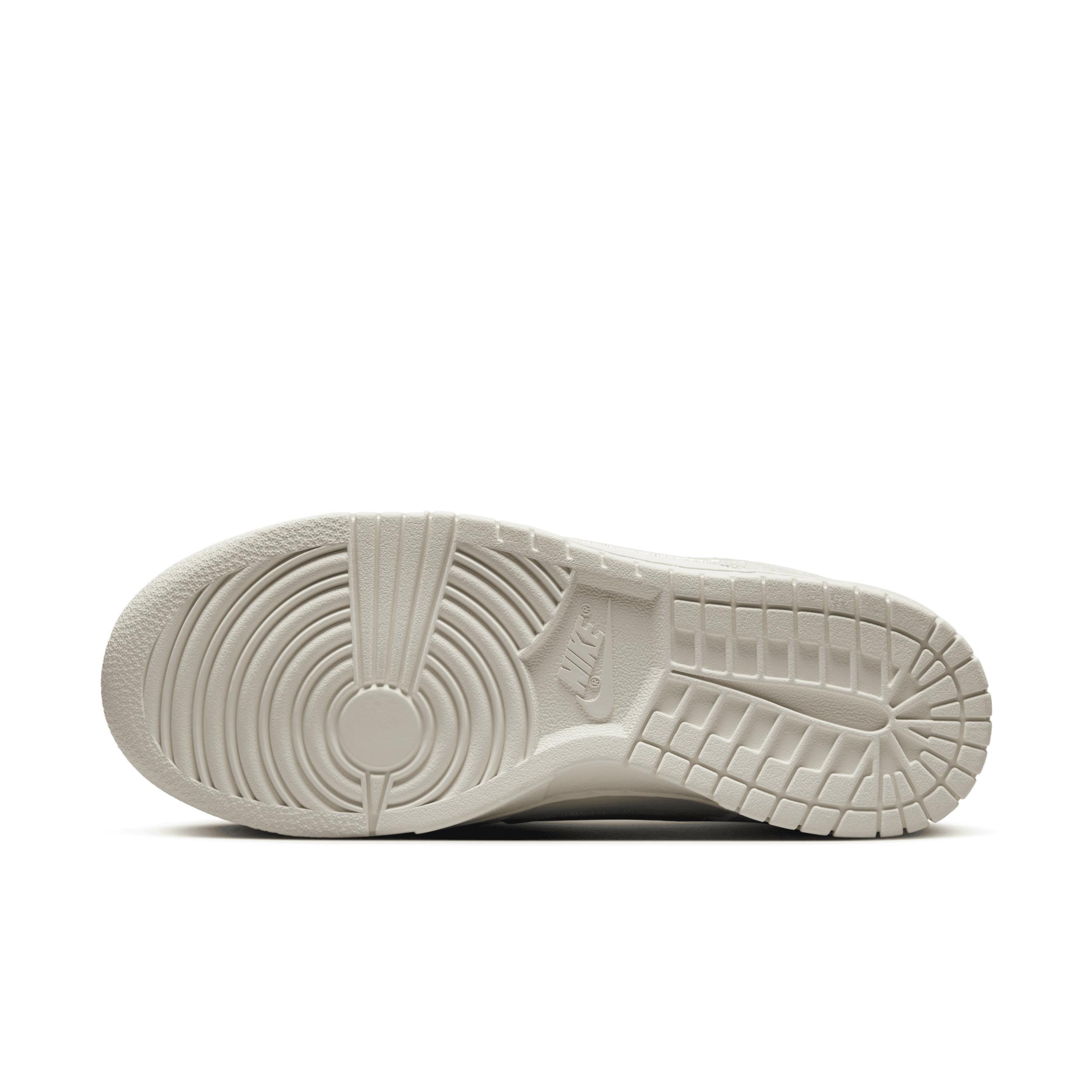 Men's Nike ACG Torre Mid Waterproof Shoes Product Image
