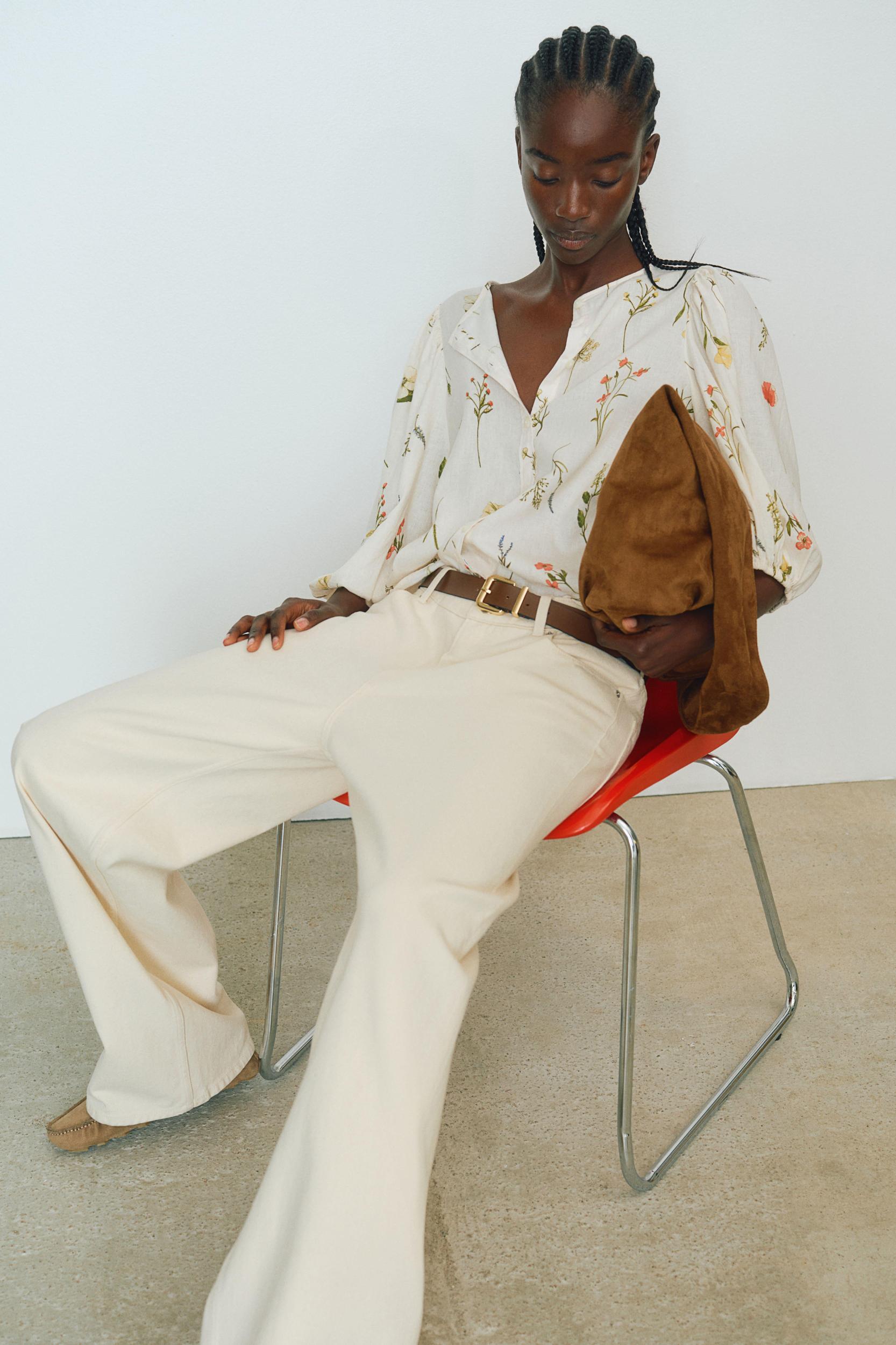 Linen-Blend Blouse Product Image