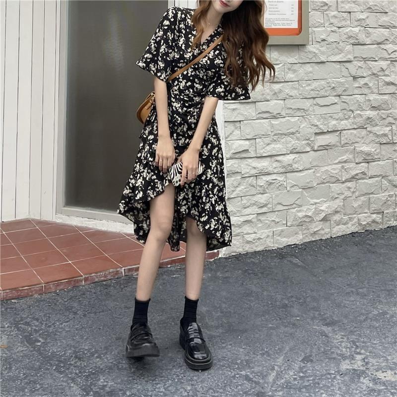 Short-Sleeve V-Neck Floral Print Ruffle High-Low A-Line Dress Product Image