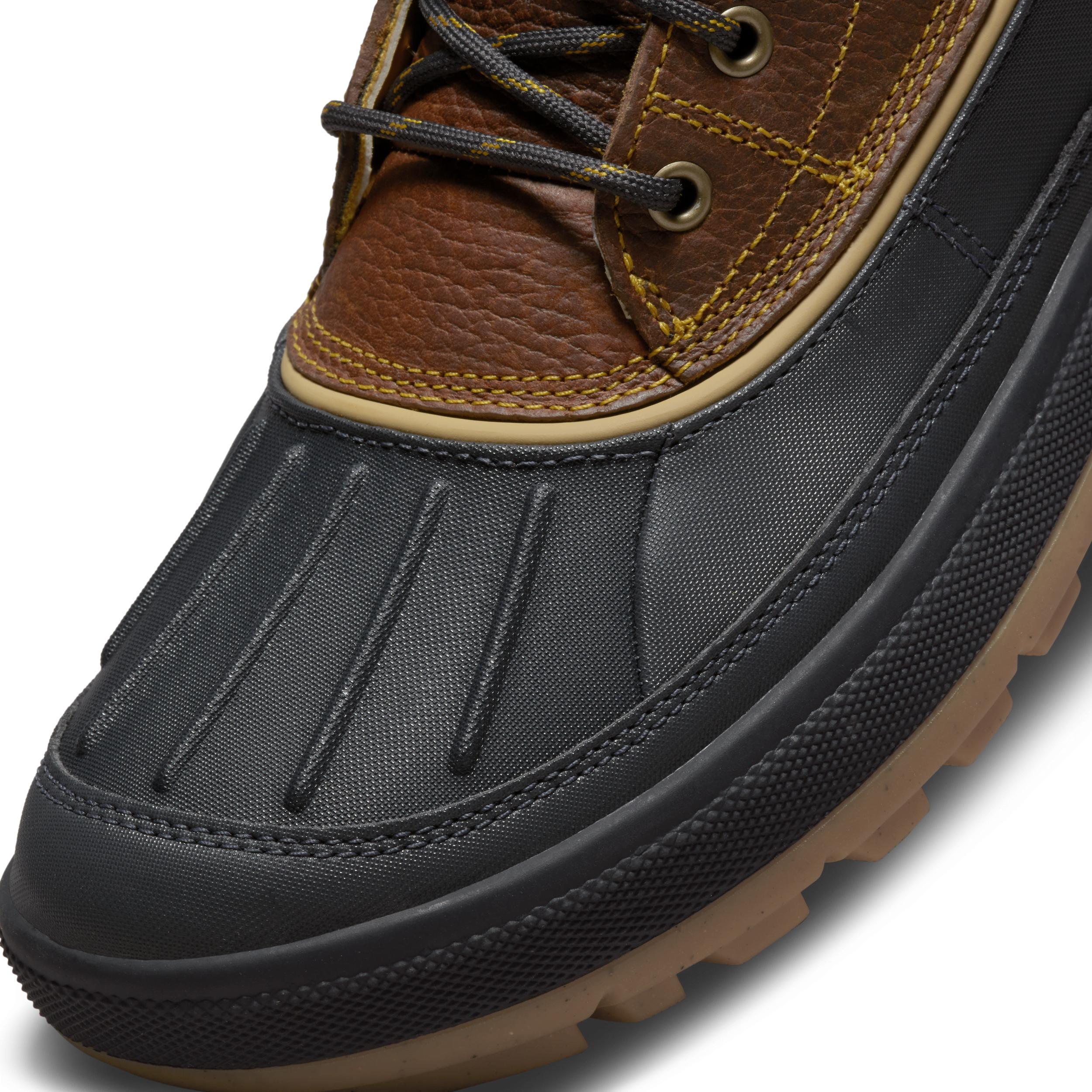 Nike Mens Woodside II Boots Product Image