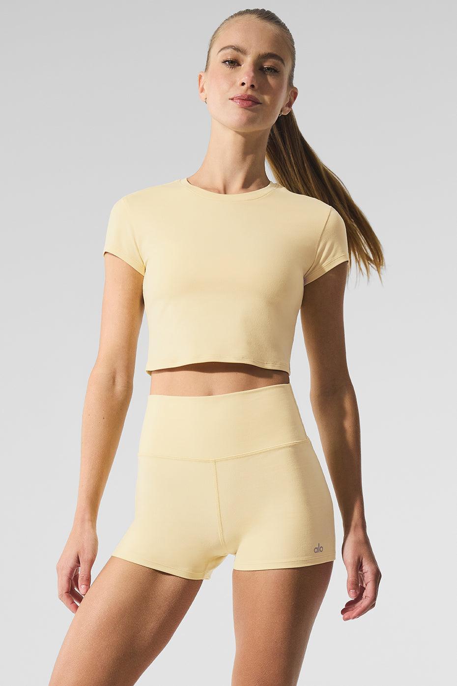 Alosoft Crop Finesse Short Sleeve - Warm Butter Product Image