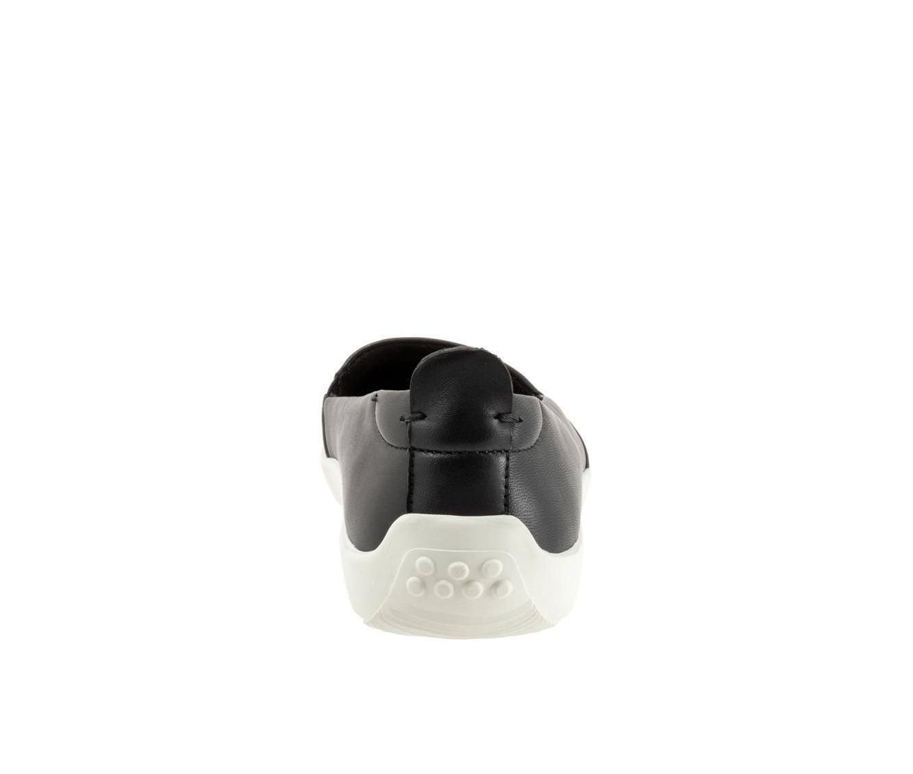 Women's Softwalk Deva Flats Product Image