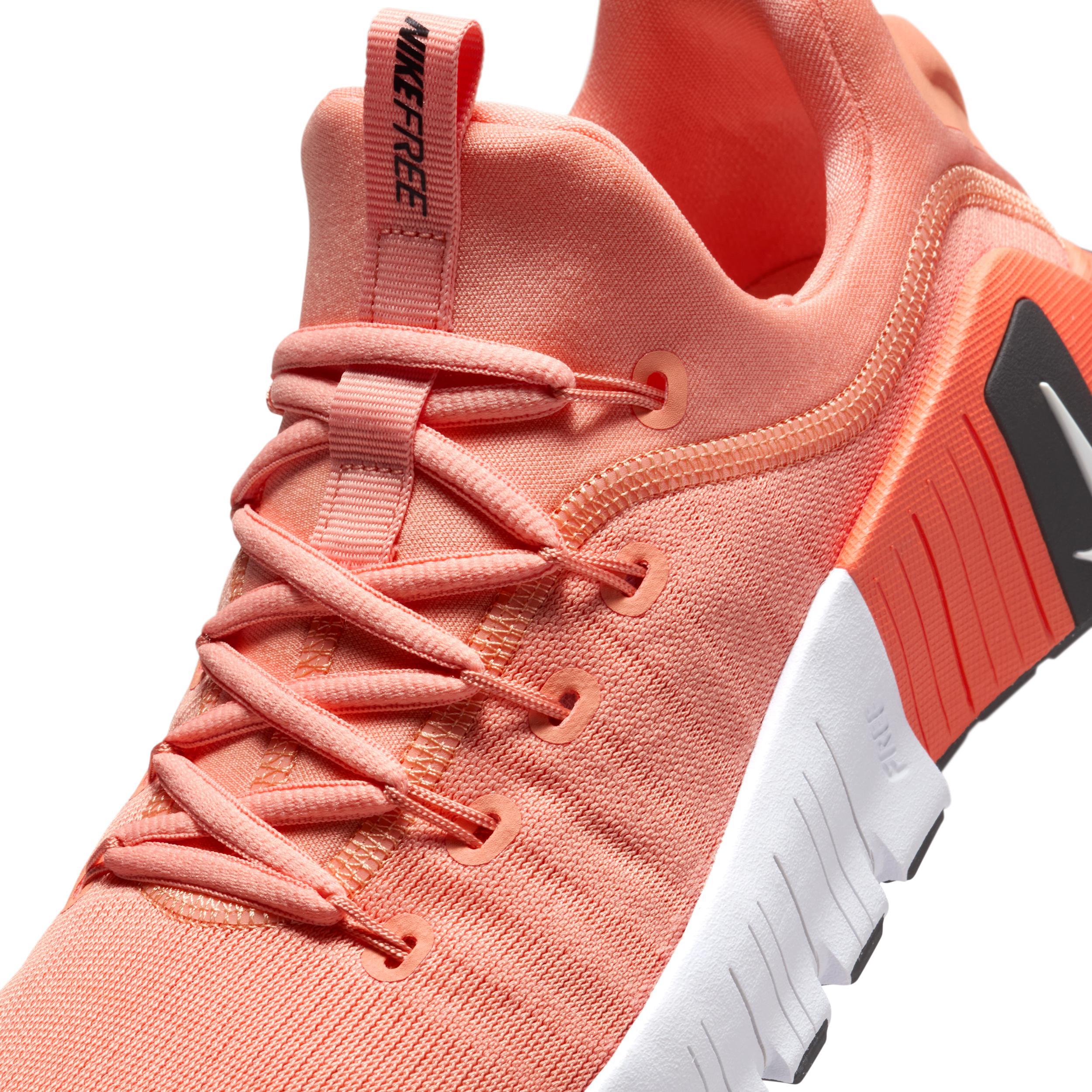 Nike Women's Free Metcon 6 Workout Shoes Product Image