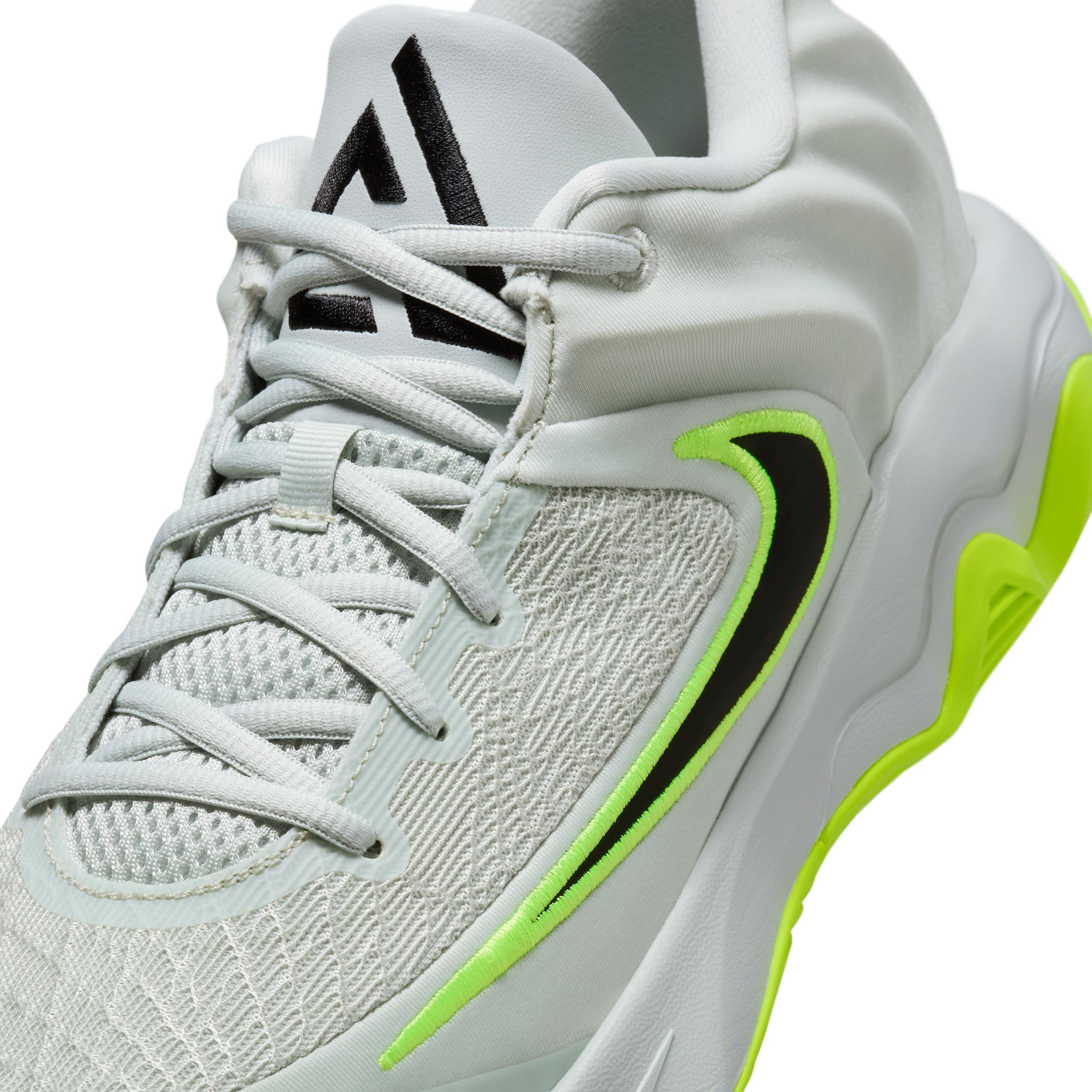 Giannis Immortality 4 Basketball Shoes Product Image