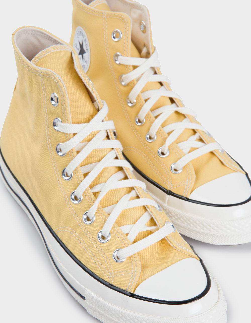 CONVERSE Chuck 70 High Top Shoes - RED COMBO Product Image