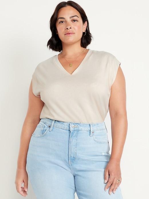 Sleeveless V-Neck Top Product Image
