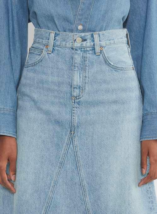 the ’90s midi denim skirt Product Image
