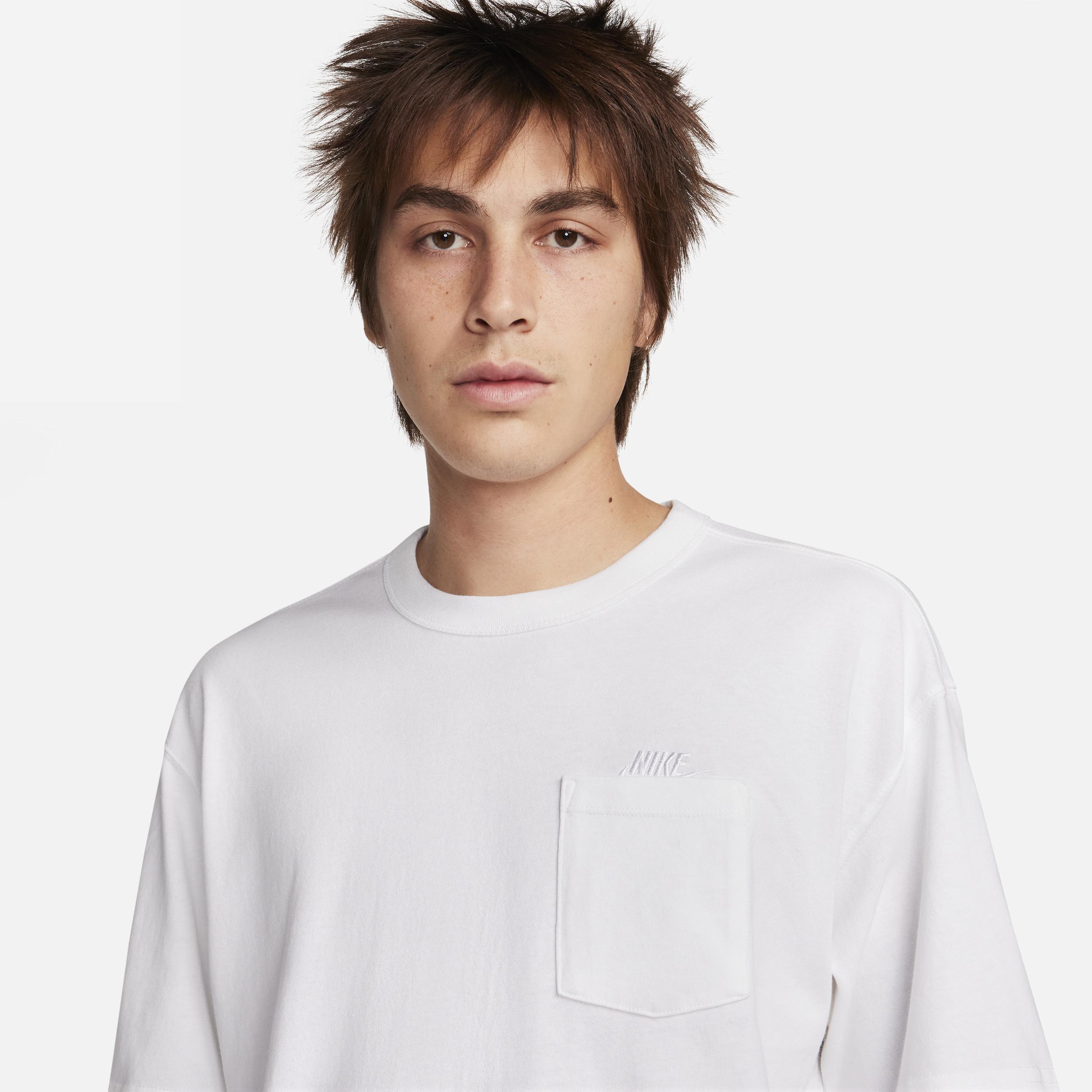 Men's Nike Sportswear Premium Essentials Pocket T-Shirt Product Image