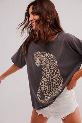 Leopard Tee Product Image