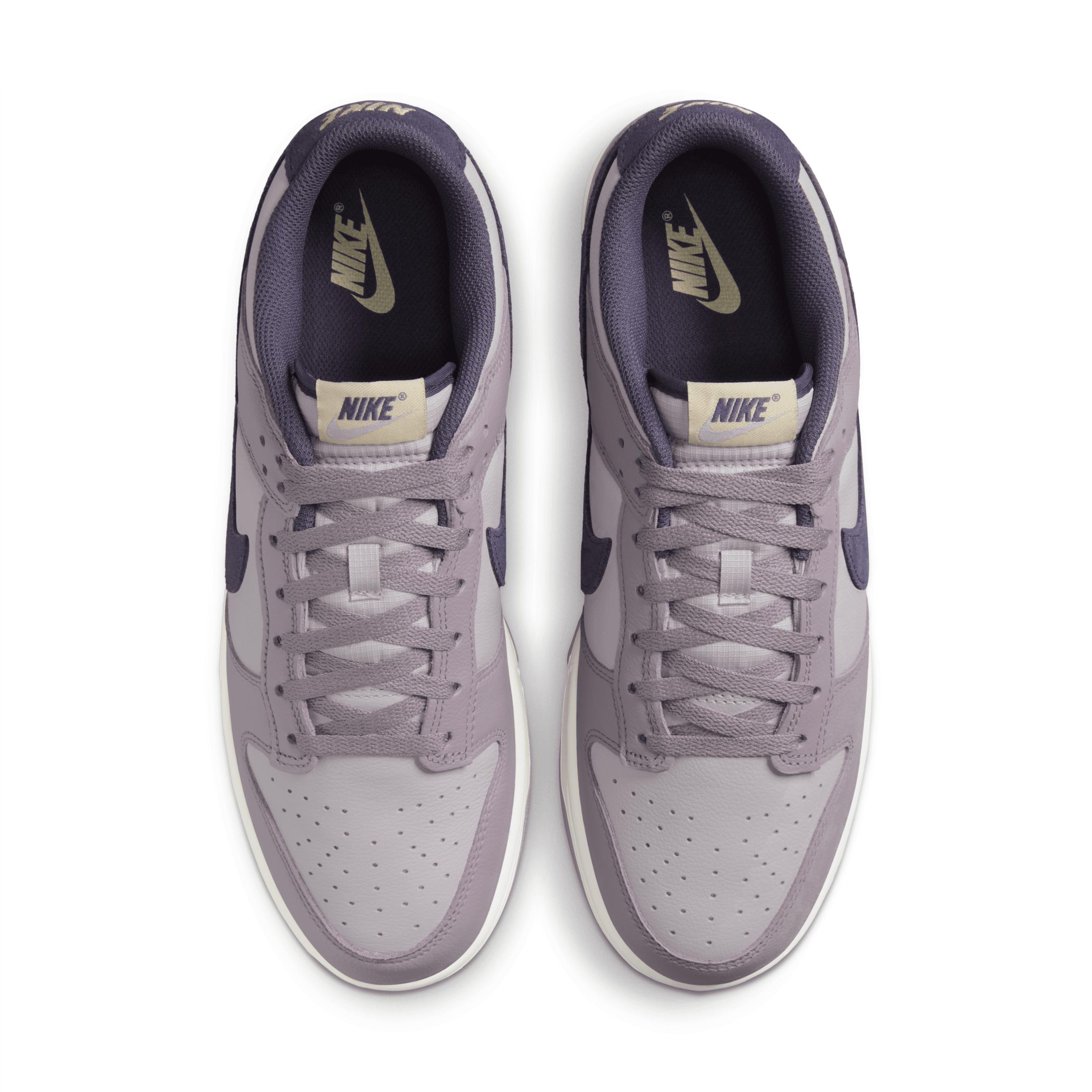 Nike Men's Dunk Low Retro SE Shoes Product Image
