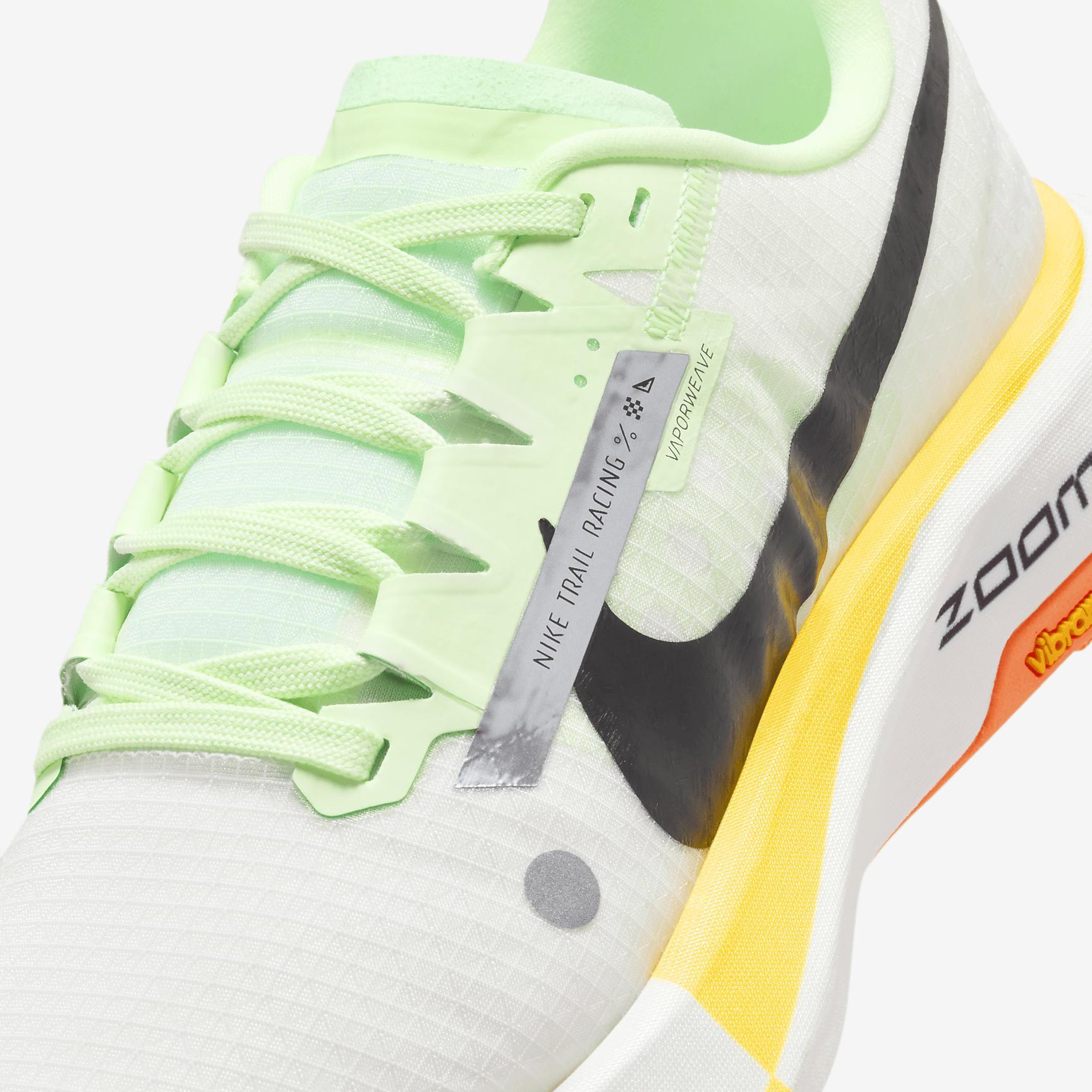 Nike Ultrafly Women's Trail Racing Shoes Product Image