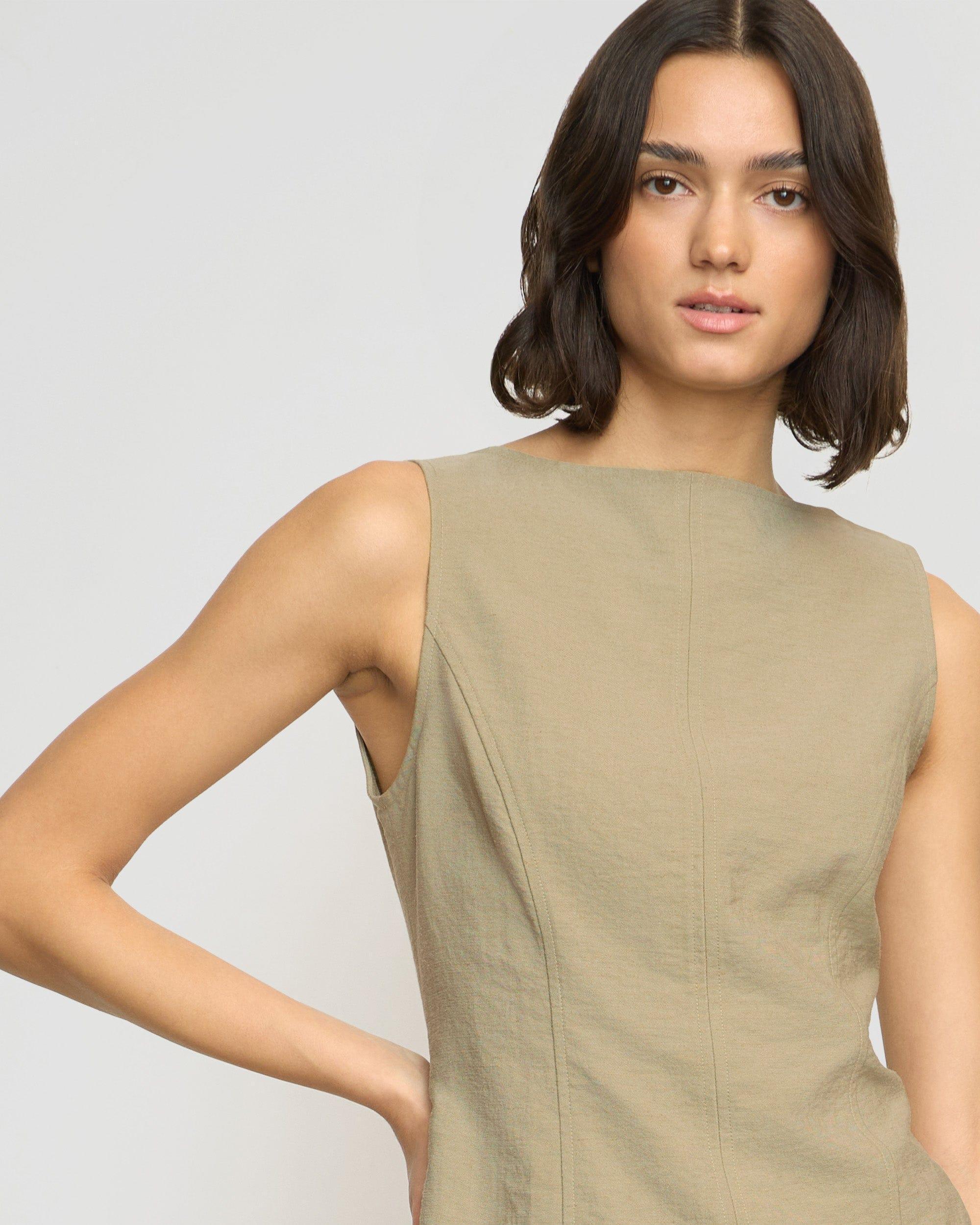 Jeannie Split-Hem Sleeveless Blouse Product Image