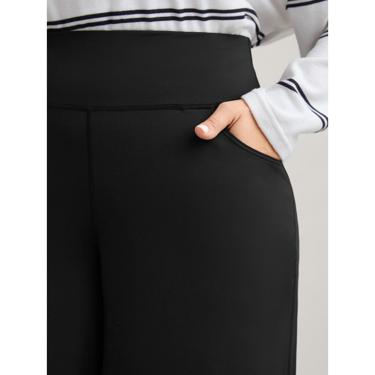 Plus Size Super Stretchy Wide-Leg Casual Pocket Pants Women Black Casual Mid Rise Everyday Pants BloomChic 30/6X Product Image
