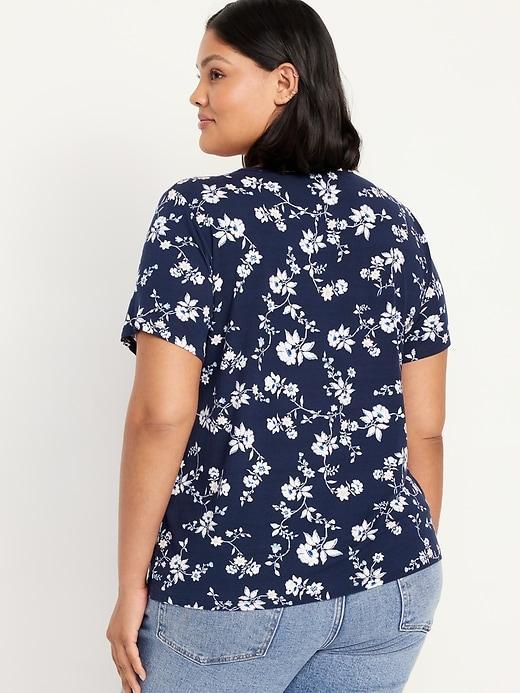 Luxe Shine T-Shirt Product Image