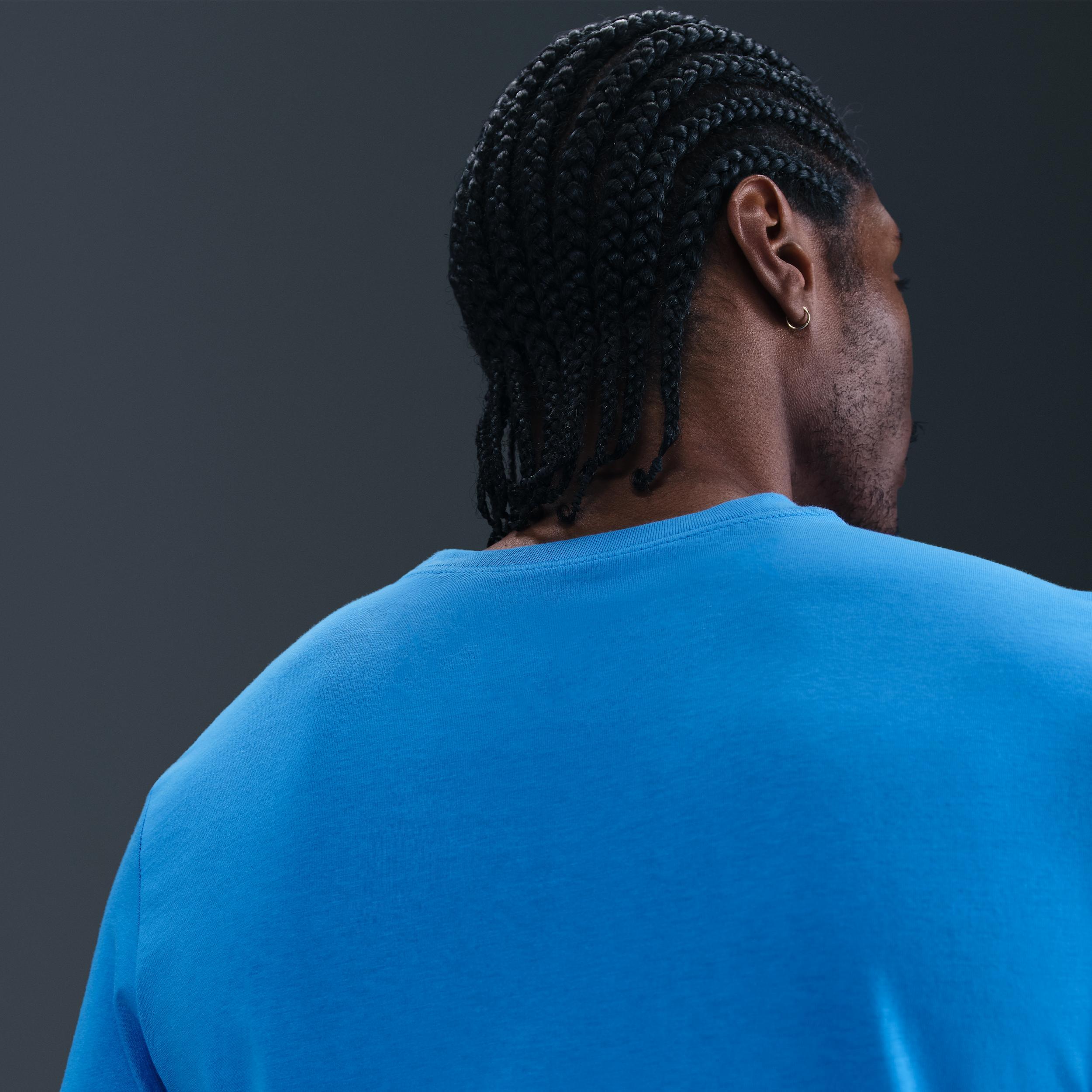 Nike Sportswear Men's Long-Sleeve T-Shirt Product Image