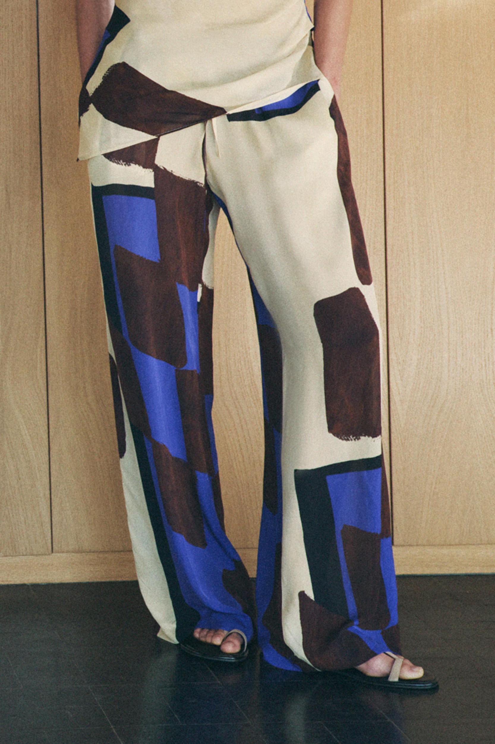 PRINTED HALTER TOP ZW COLLECTION Product Image