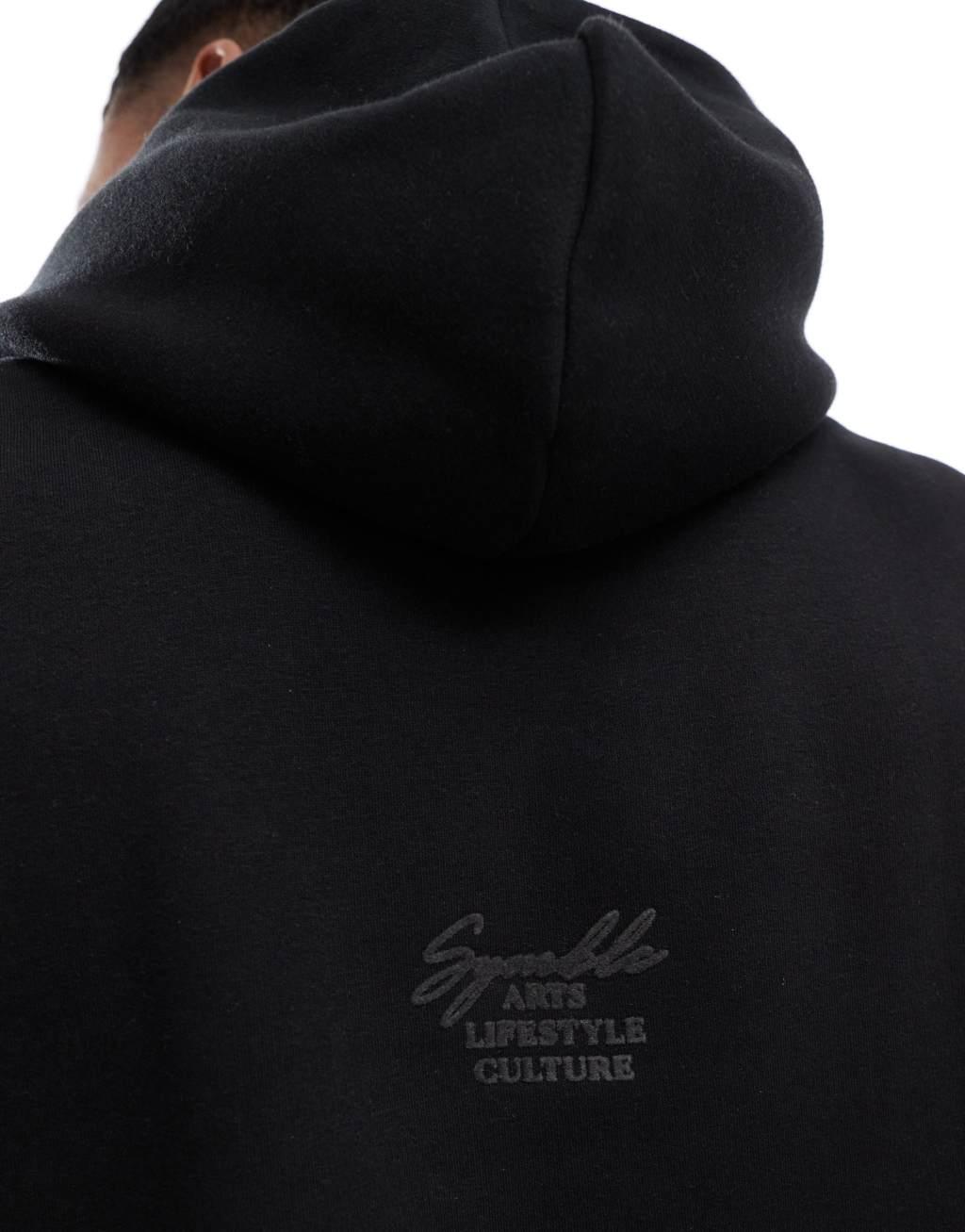 Bershka boxy tonal back print hoodie in black Product Image