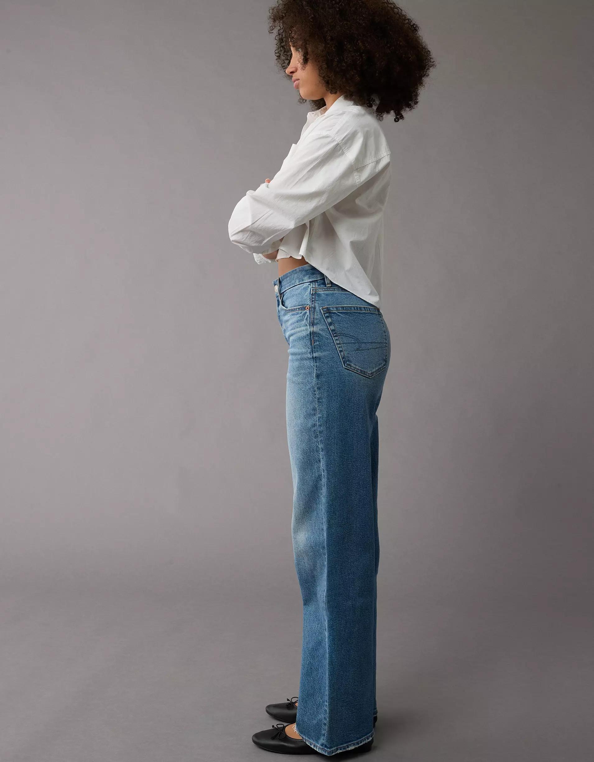 AE Strigid Curvy Super High-Waisted Baggy Straight Jean Product Image